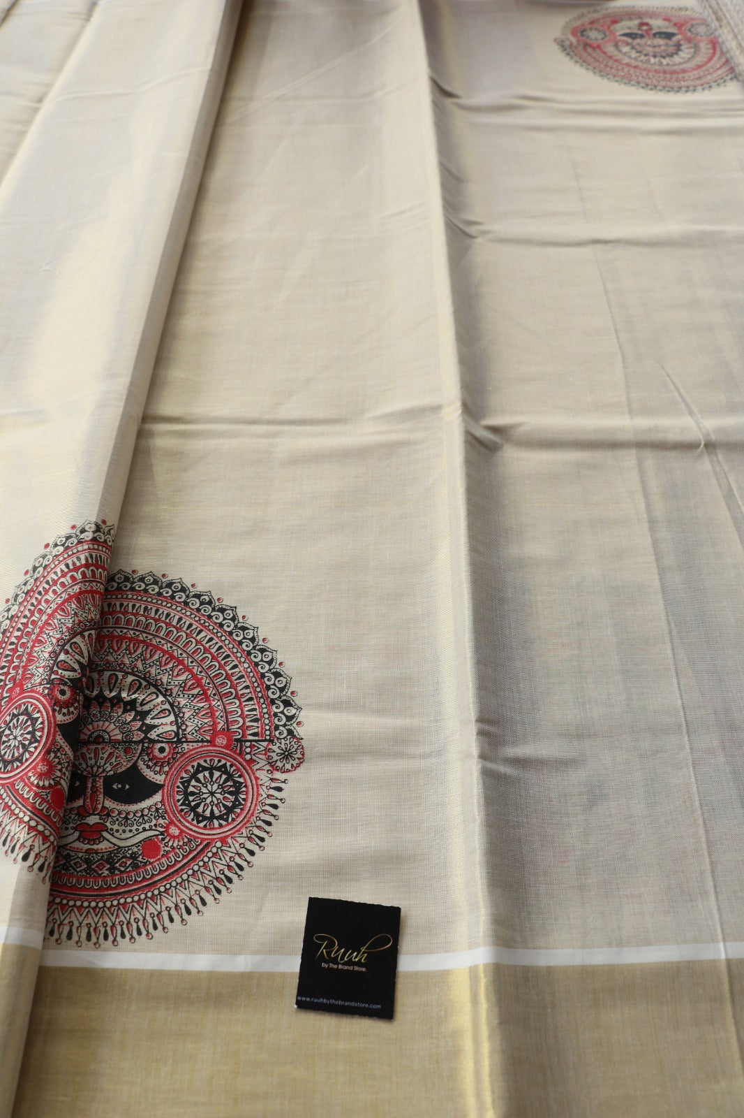 THEYYAM PRINT ON KERALA TISSUE