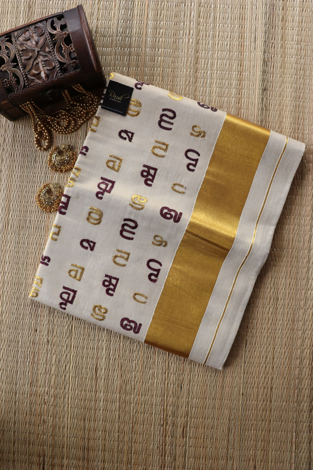 AKSHARAMALA - WINE & GOLD