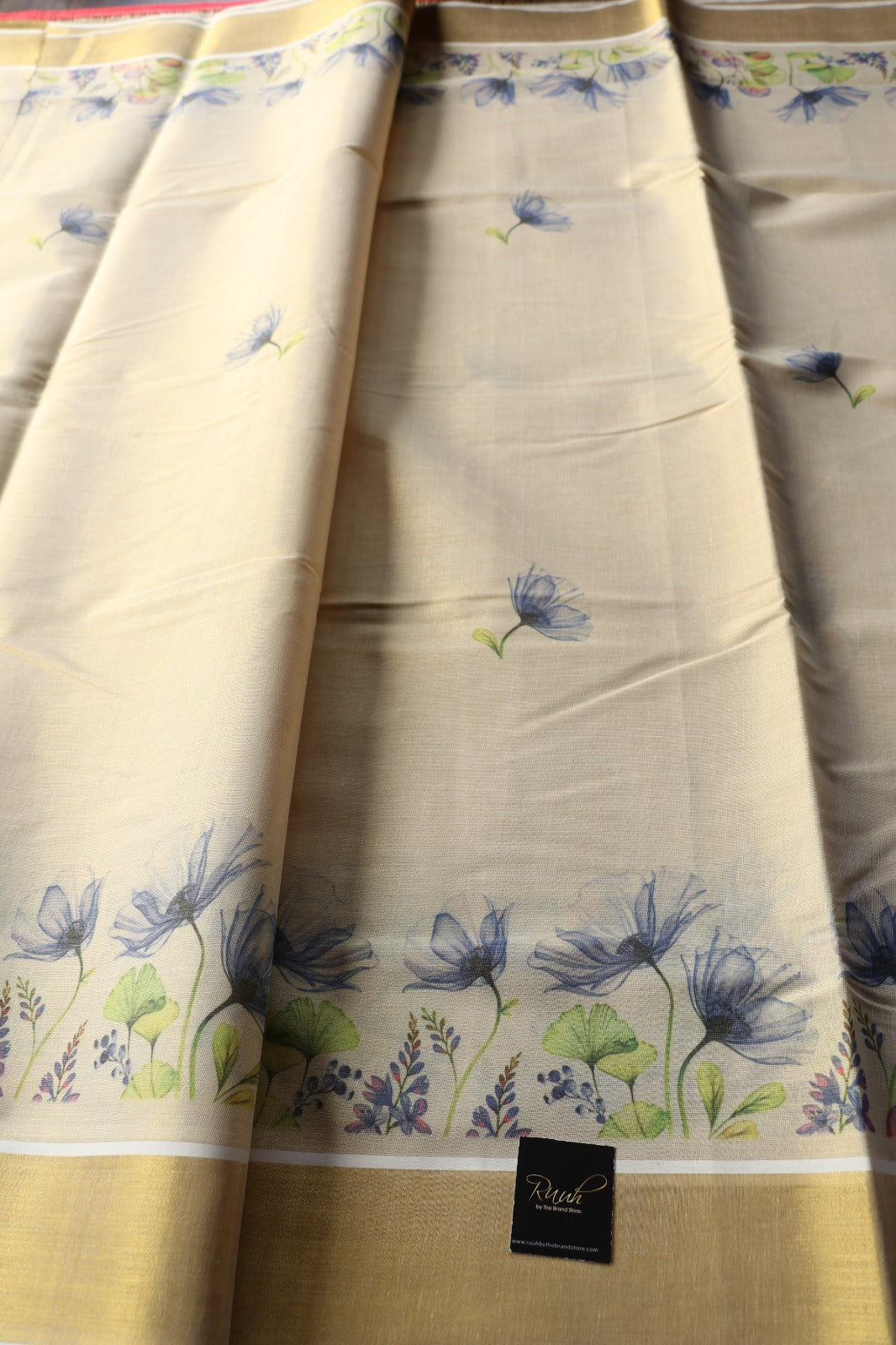 KERALA TISSUE WITH FLORAL PRINT