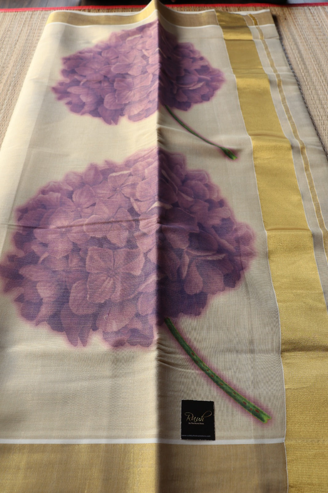 KERALA TISSUE WITH FLORAL PRINT