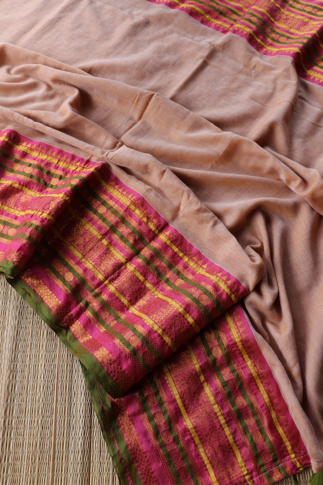 MULMUL COTTON SAREE WITH KANCHI BORDER