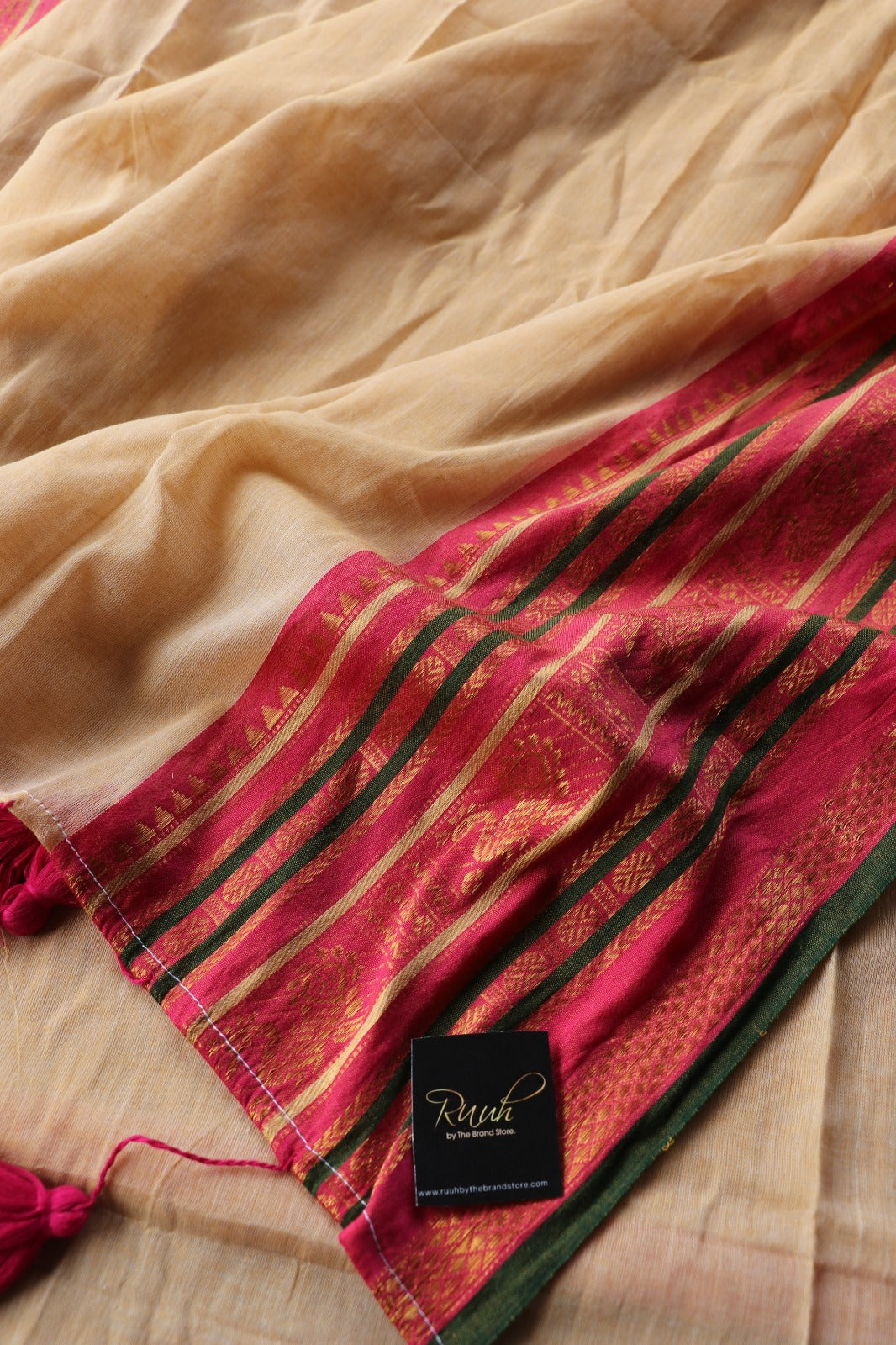 MULMUL COTTON SAREE WITH KANCHI BORDER