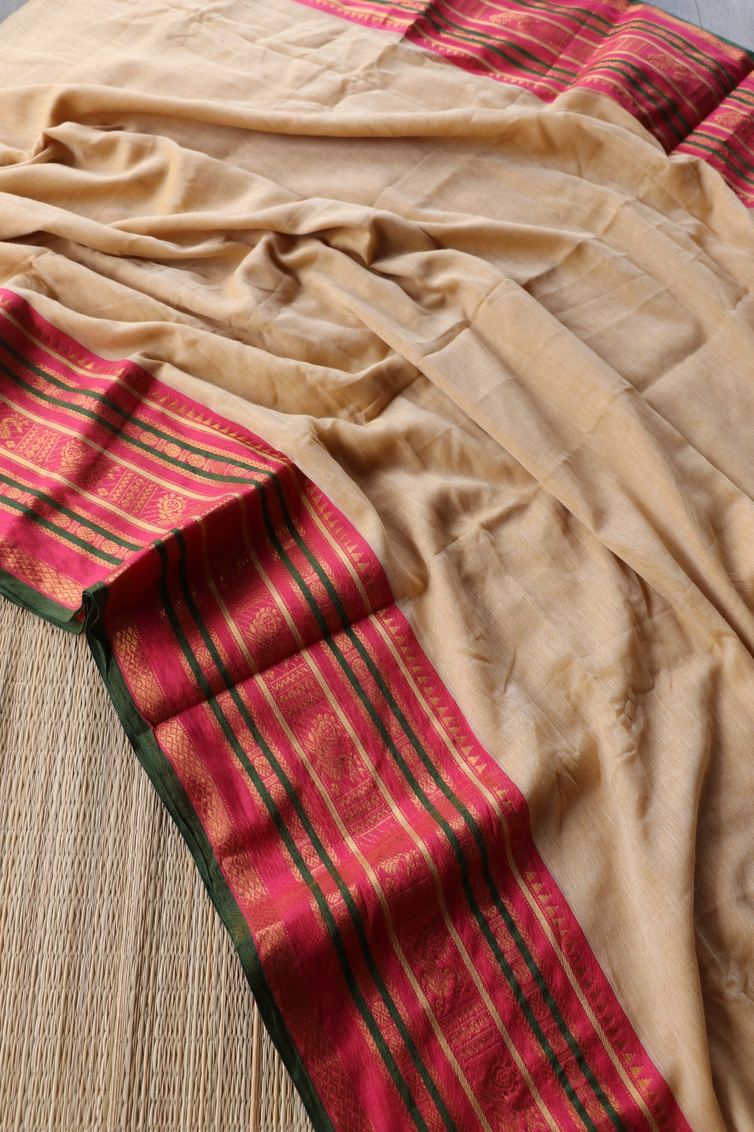 MULMUL COTTON SAREE WITH KANCHI BORDER