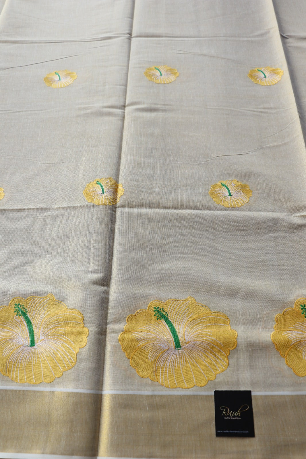 KERALA TISSUE WITH HIBISCUS EMBROIDERY