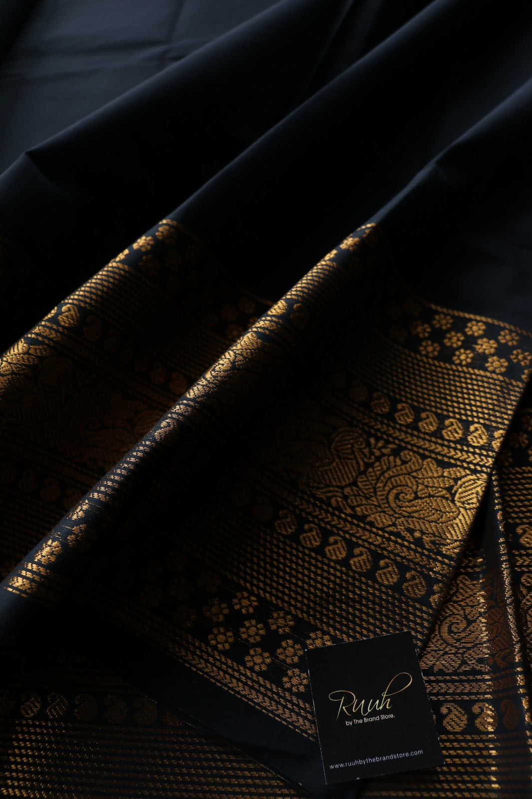 KANCHI COTTON SAREE - BLACK