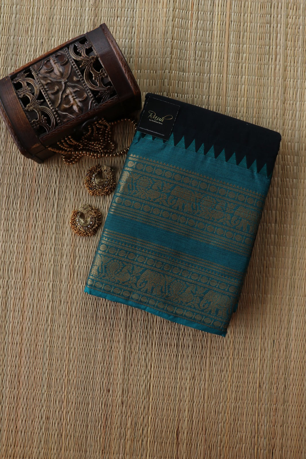 KANCHI COTTON BLACK WITH BLUE BORDER