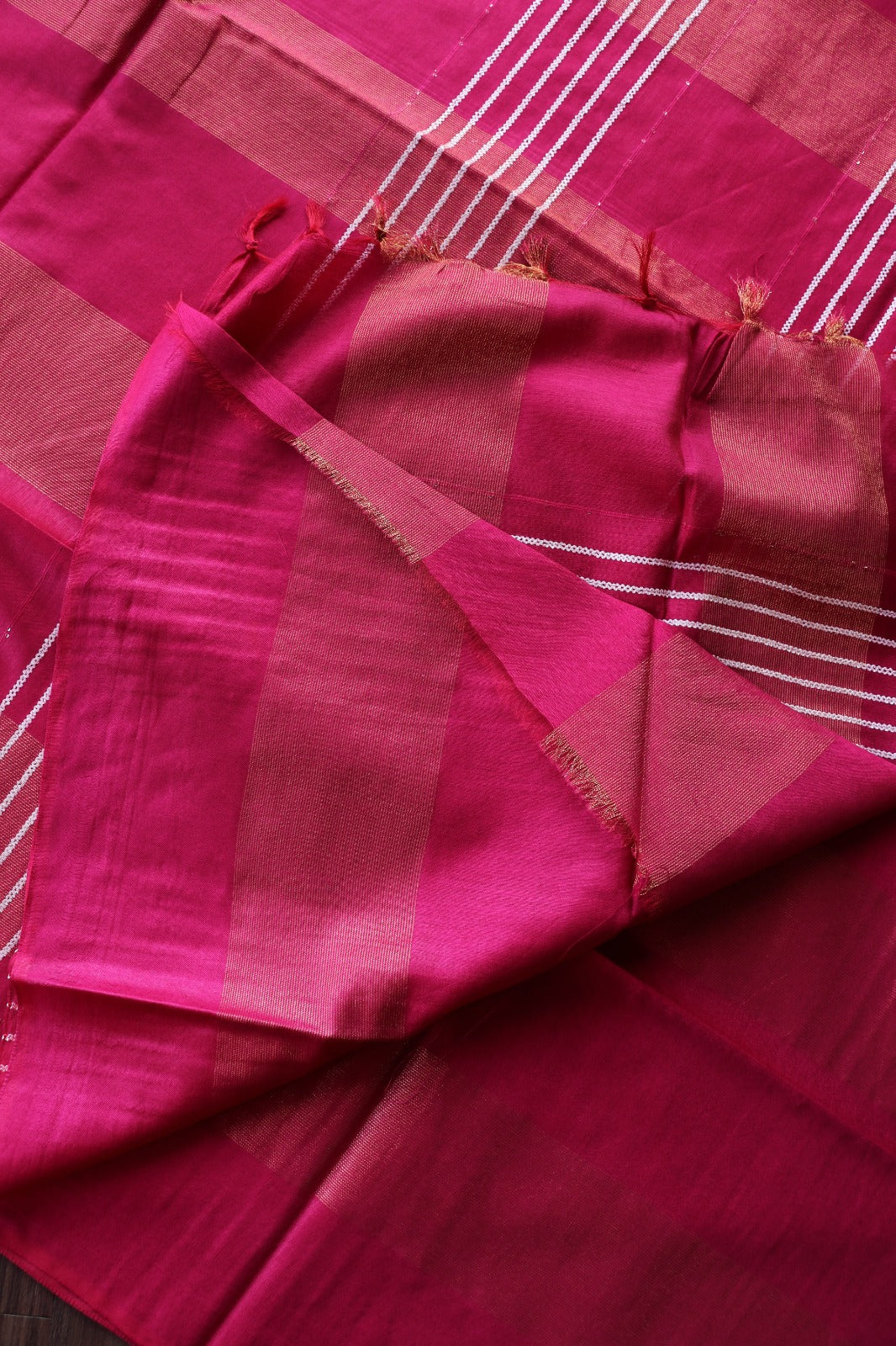 ART SILK SAREE IN STRIPE PATTERN - DARK PINK