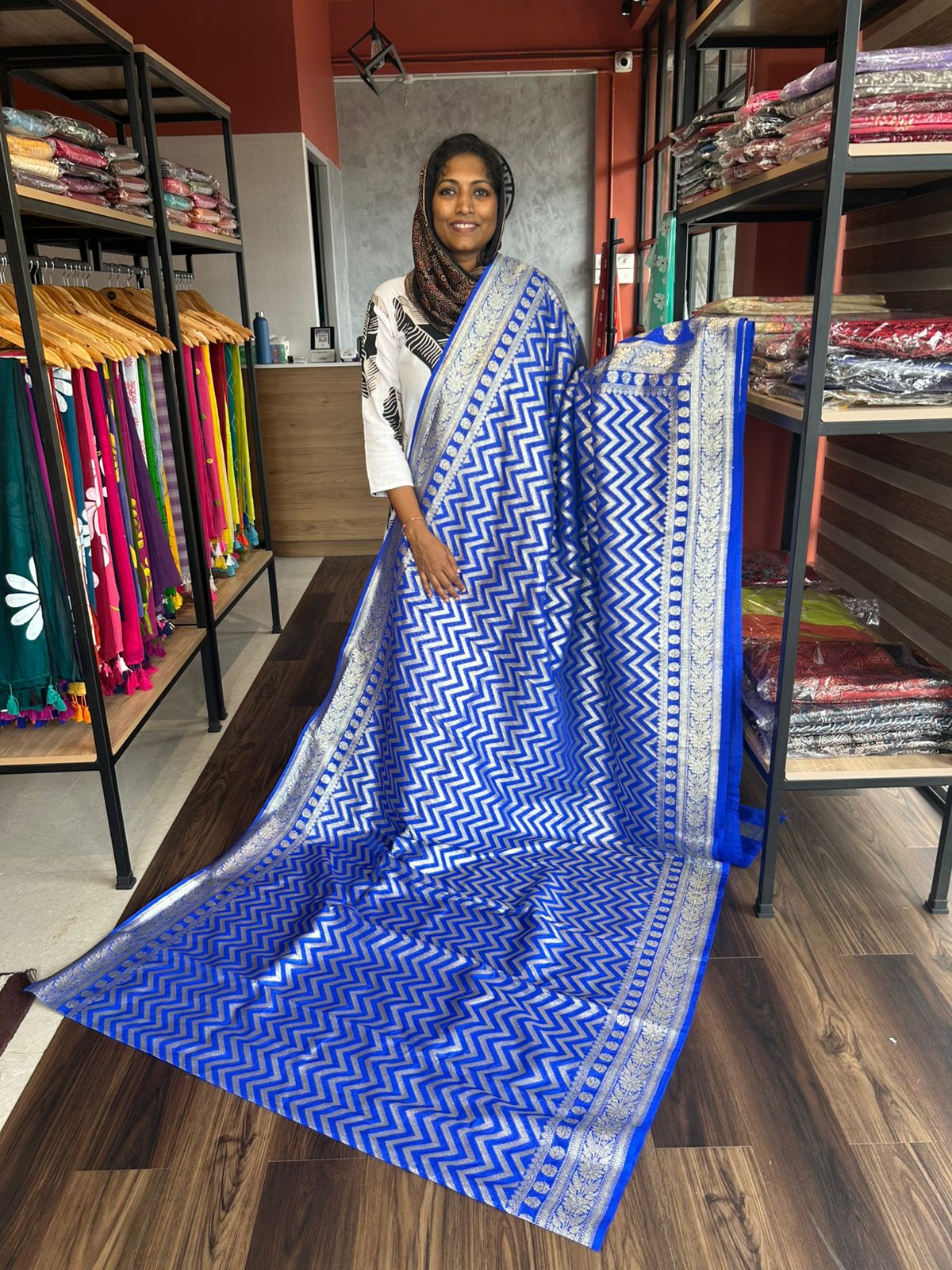 BANARASI SEMI KATAN A4