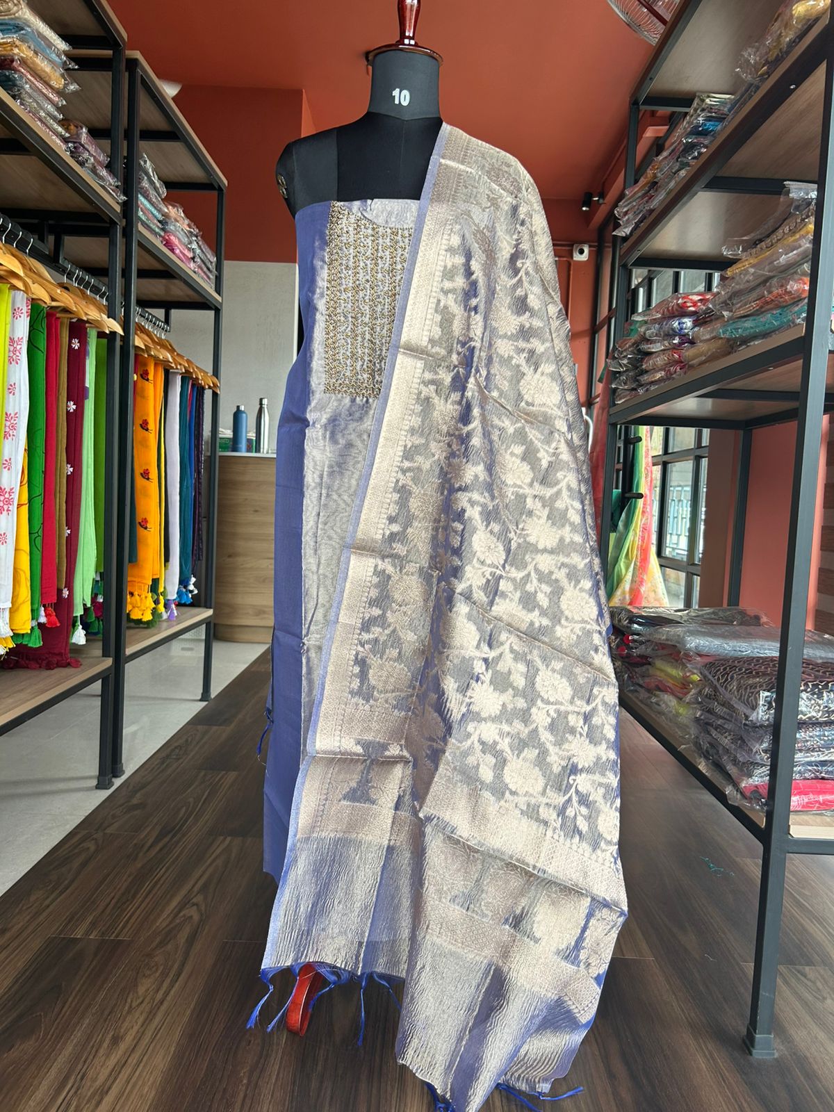 BANARASI TISSUE SALWAR SUIT 3