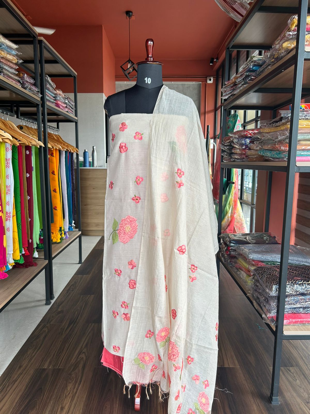 SEMI SILK PEACH FLOWER