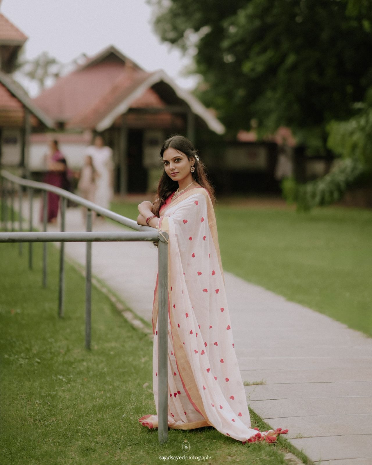 RED HEART EMBROIDERED MULMUL SAREE