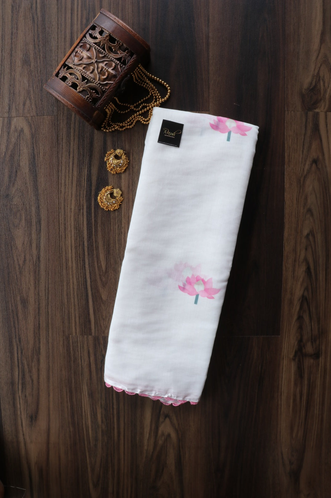 PINK LOTUS ON WHITE SEMI LINEN