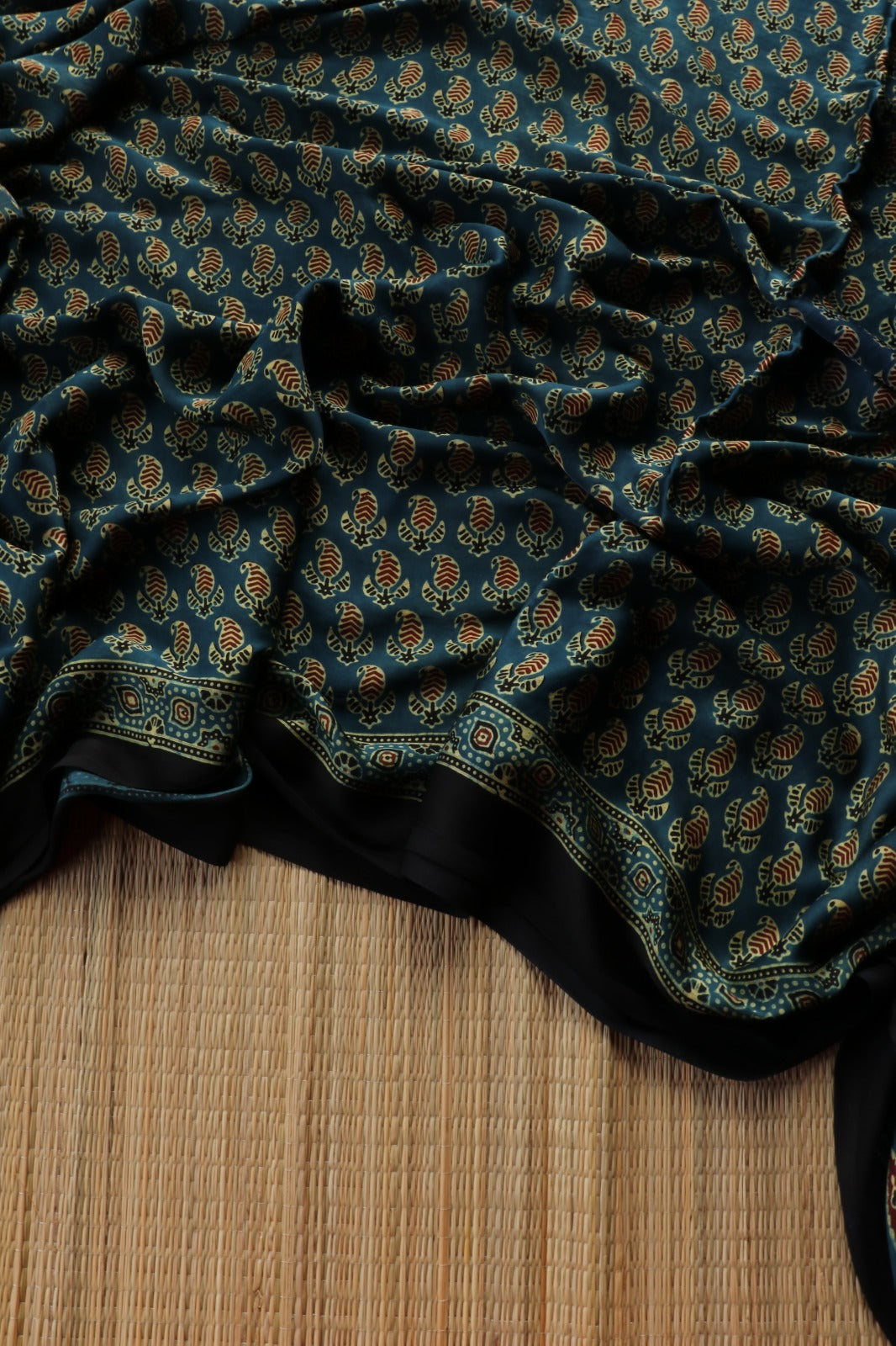 AJRAKH MODAL SILK 10 - TBS26AM