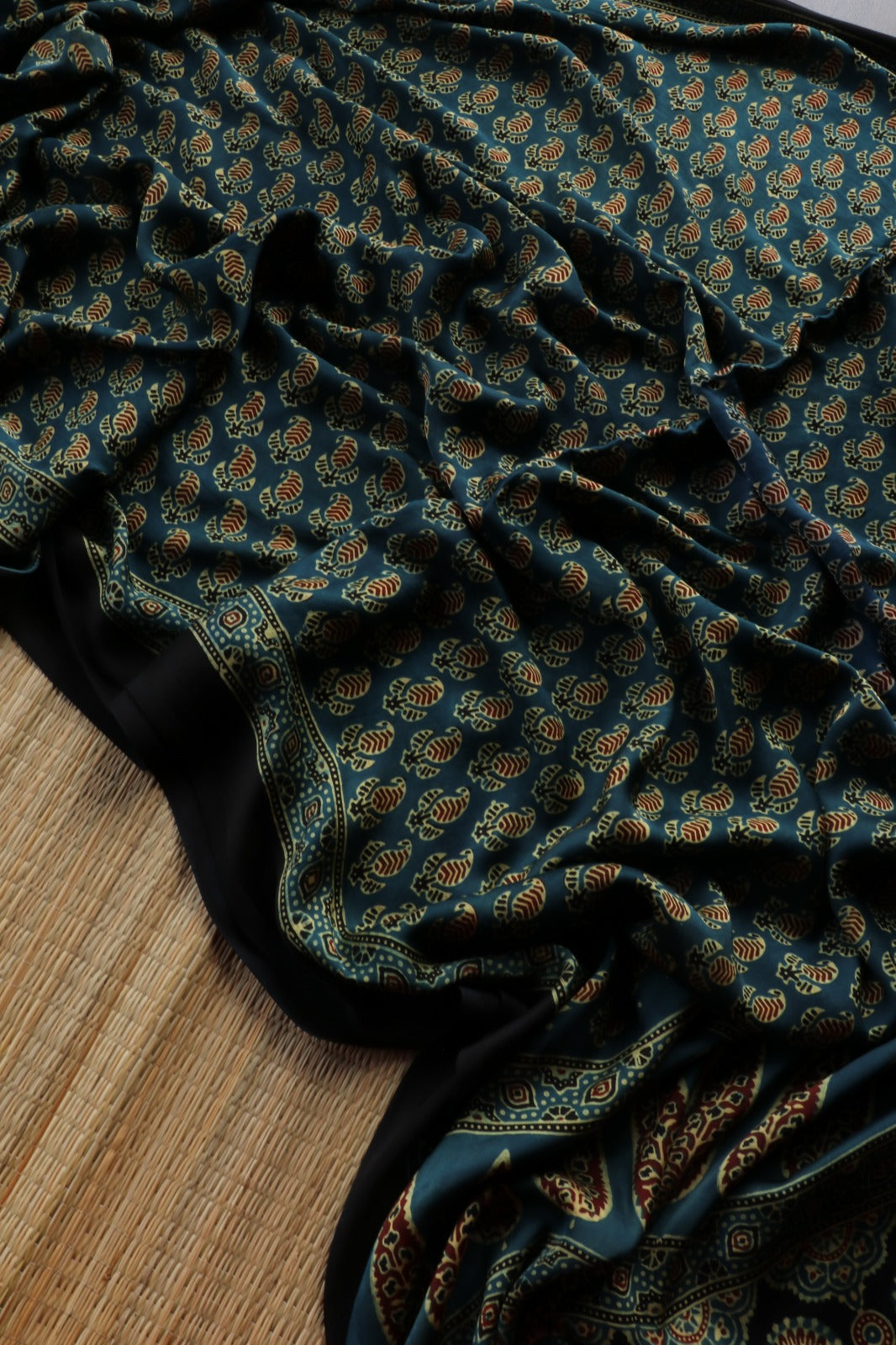 AJRAKH MODAL SILK 10 - TBS26AM