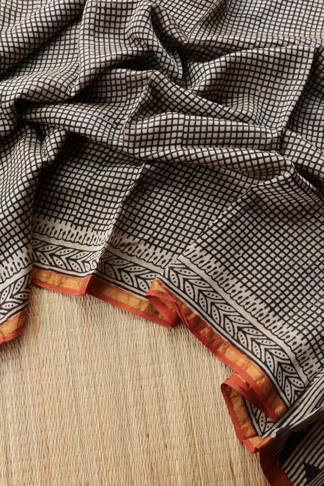 CHANDERI BLOCK PRINT 5-?TBS26CS2