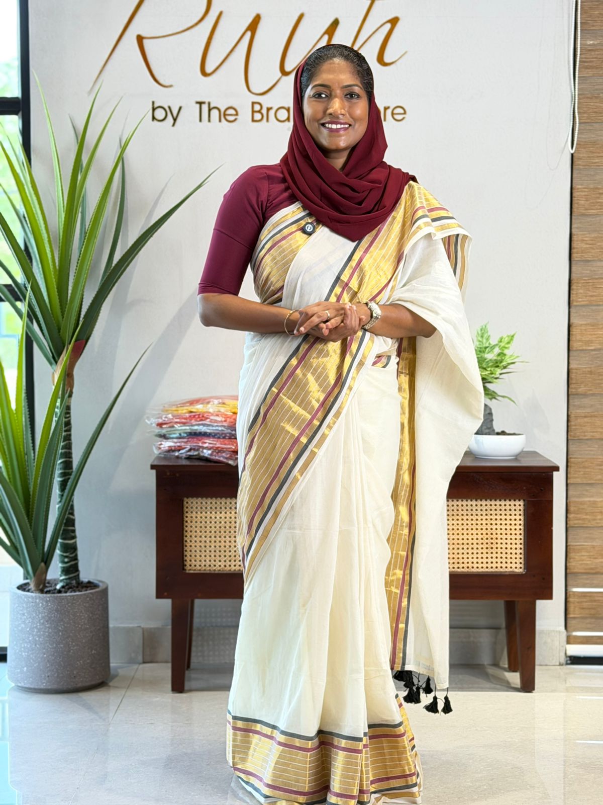 MUL COTTON SAREE WITH ZARI AND COLOUR BORDER- TBS26VC
