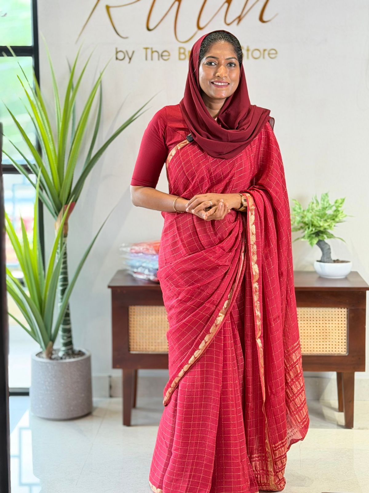 MAROON VISCOSE CHINNON SAREE- TBS26VC1
