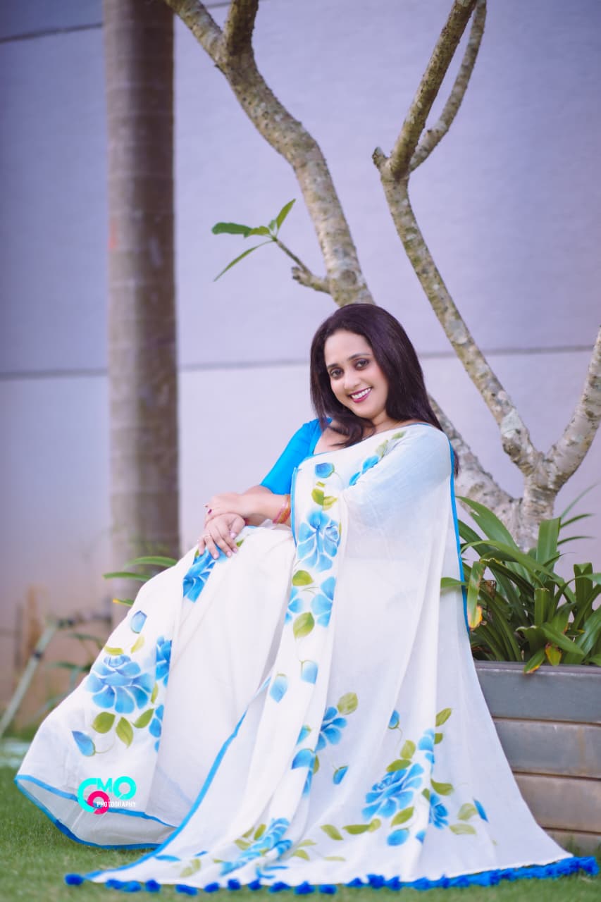 BLUE FLORAL HANDPAINTED MULMUL COTTON SAREE