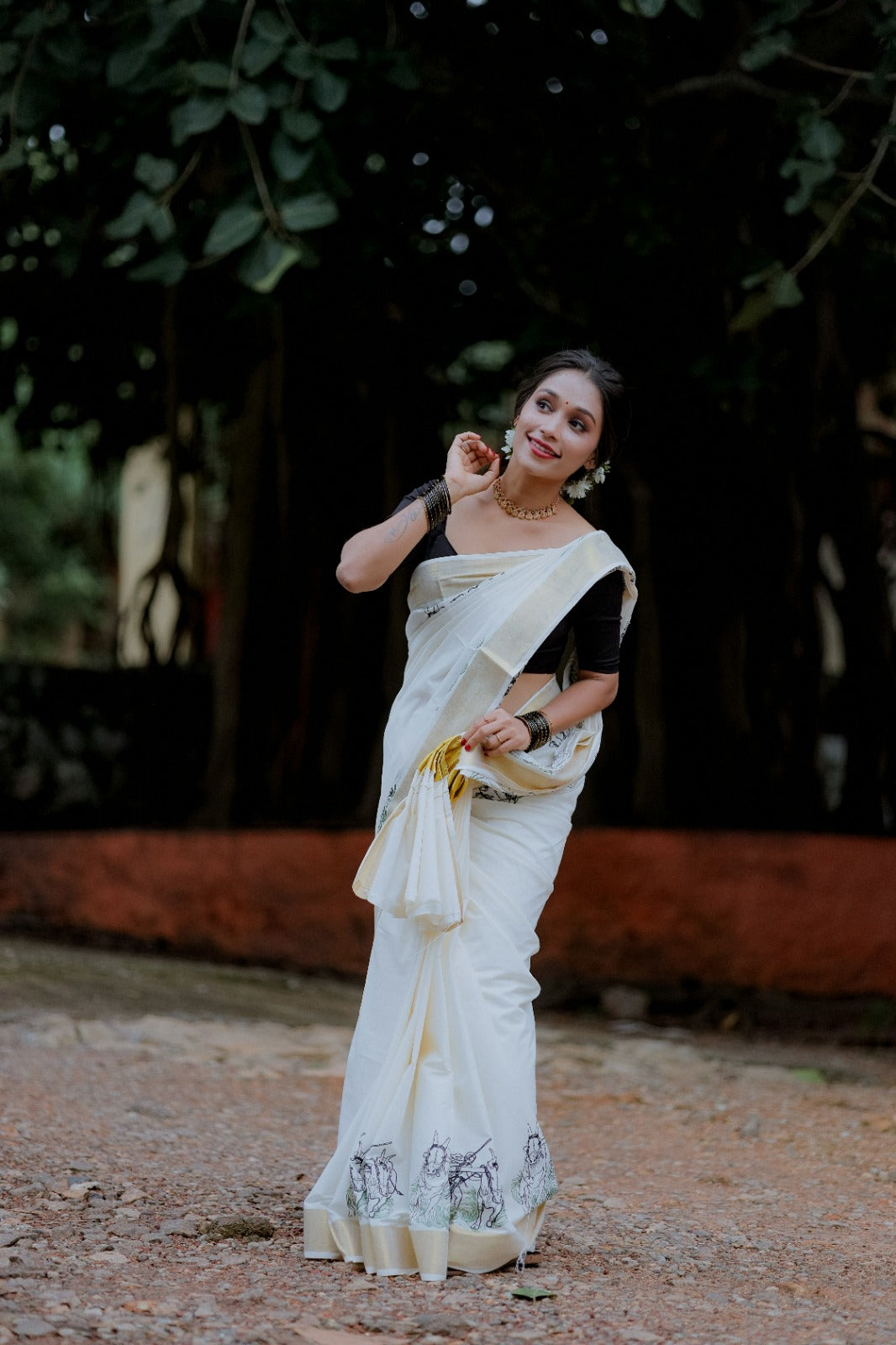 KAALA POOTTU - EMBROIDERY ON KERALA COTTON- TBS26KP