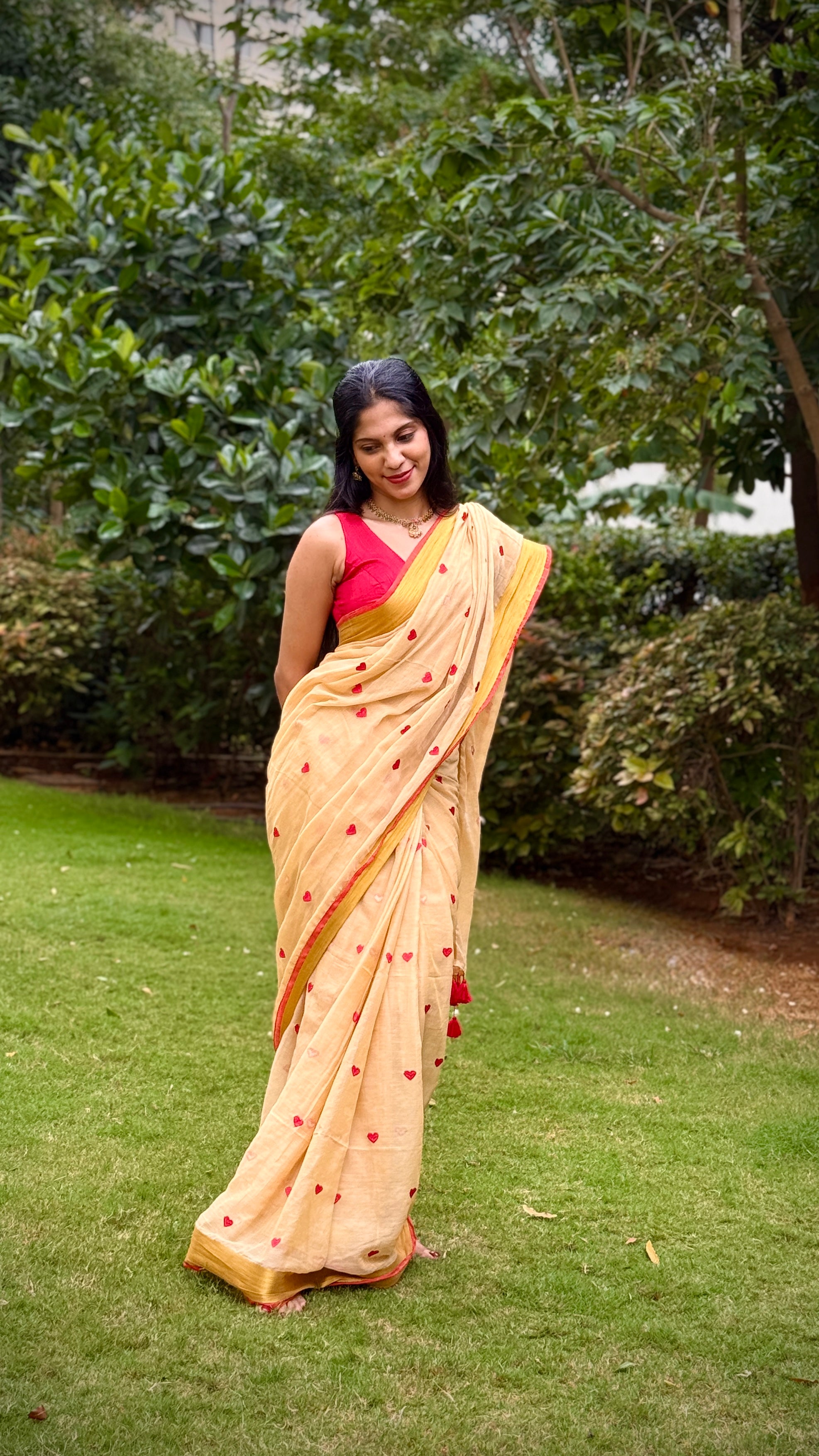 RED HEART EMBROIDERED MULMUL SAREE- TBS26HE