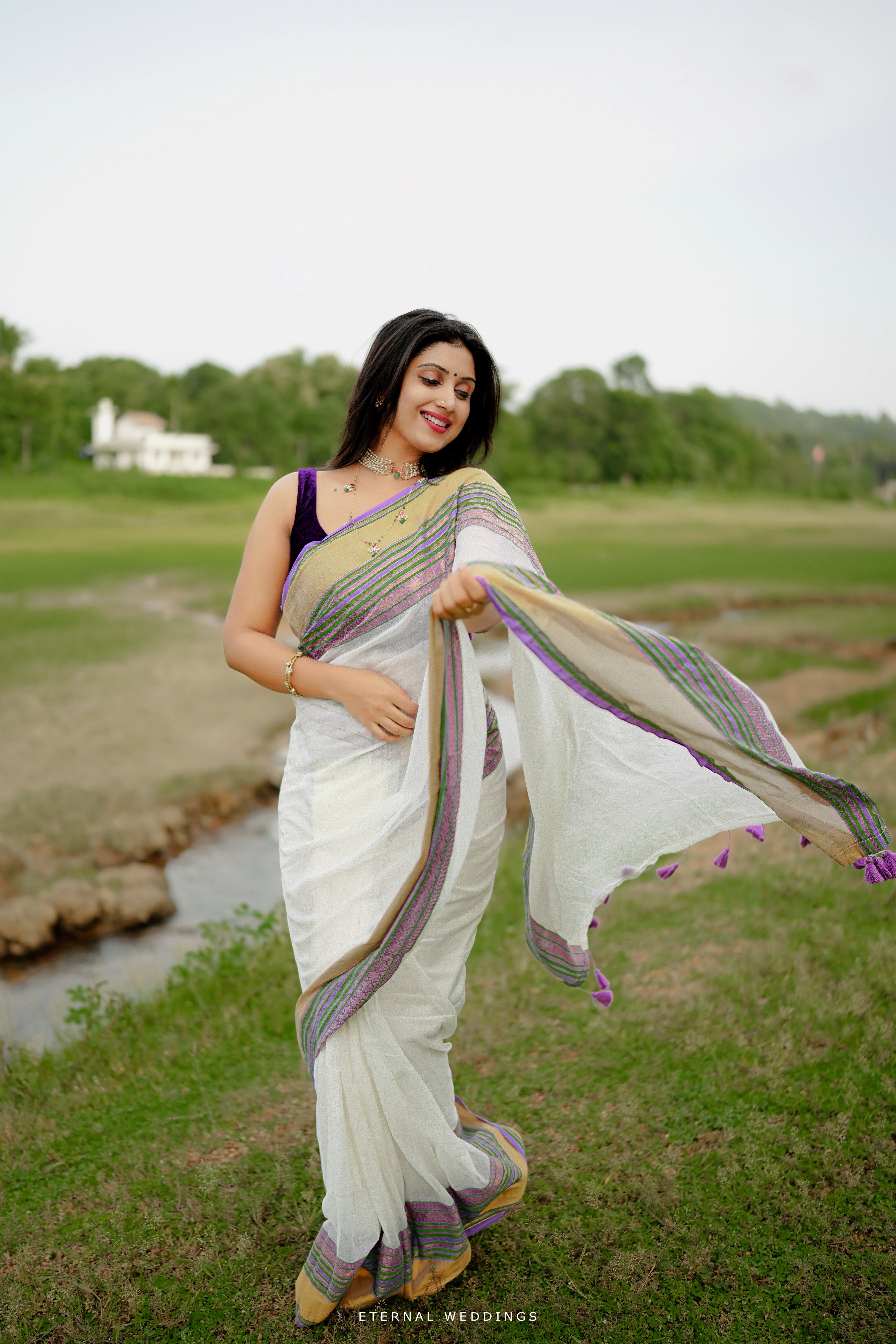 MULMUL SAREE WITH STRIPE & ZARI BORDER- TBS26ZPB