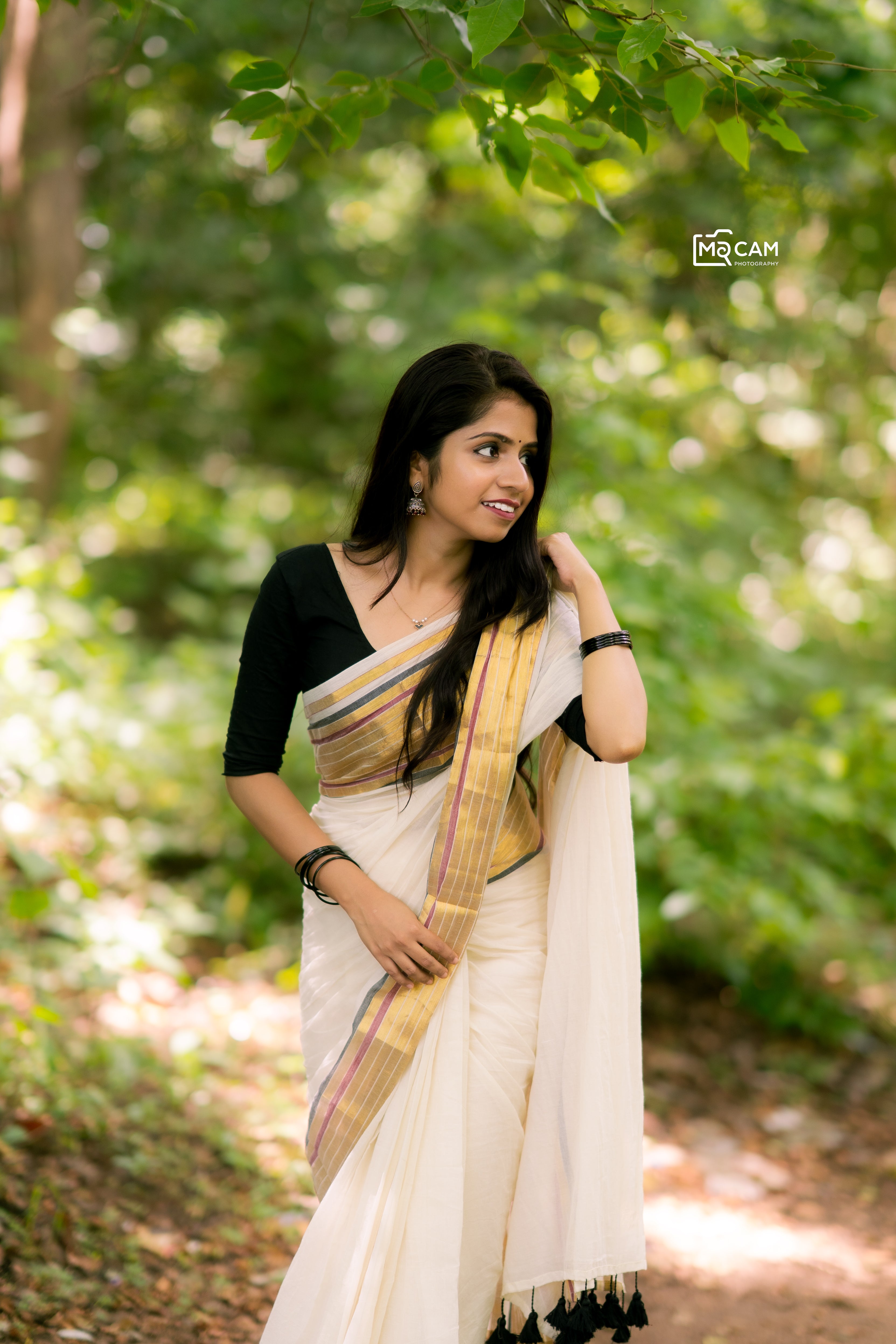 MUL COTTON SAREE WITH ZARI AND COLOUR BORDER- TBS26VC