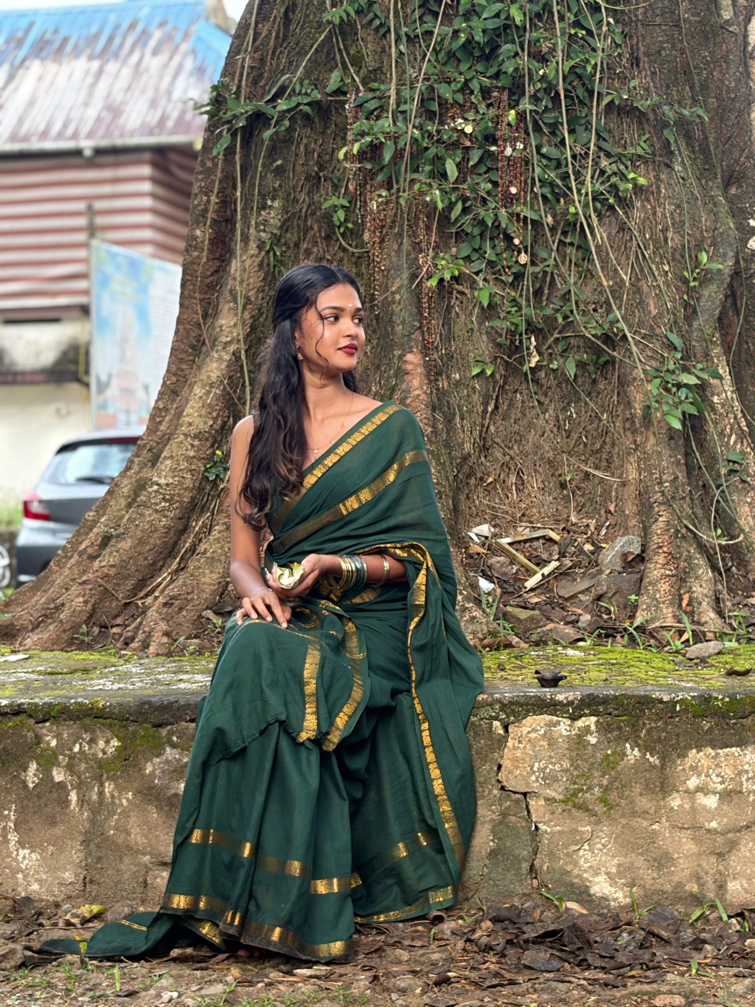 PLAIN SUNGUDI SAREE- DARK GREEN TBS26MSS
