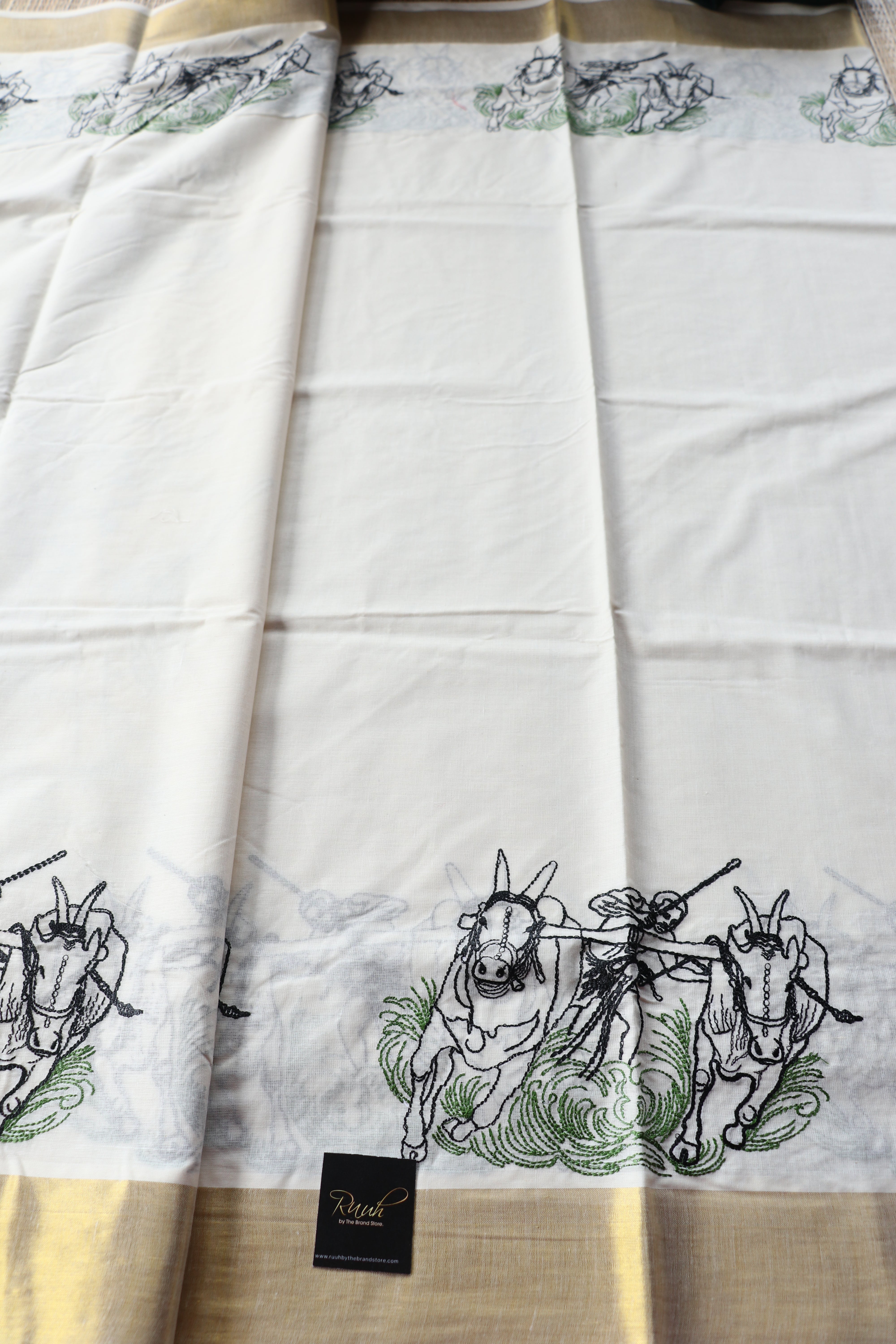 KAALA POOTTU - EMBROIDERY ON KERALA COTTON