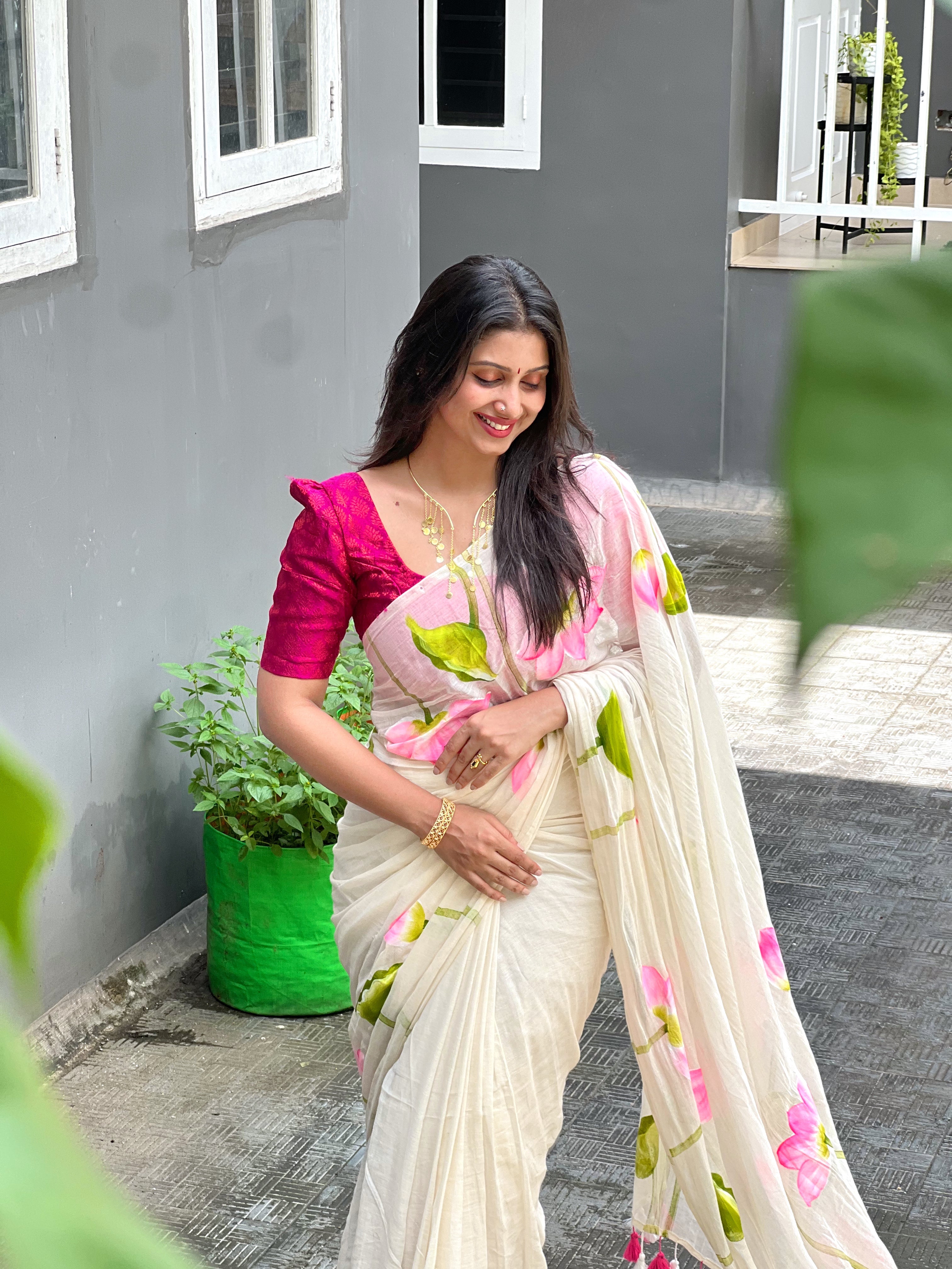 LOTUS HANDPAINTED MULMUL COTTON SAREE- TBS26OHP - PREBOOK