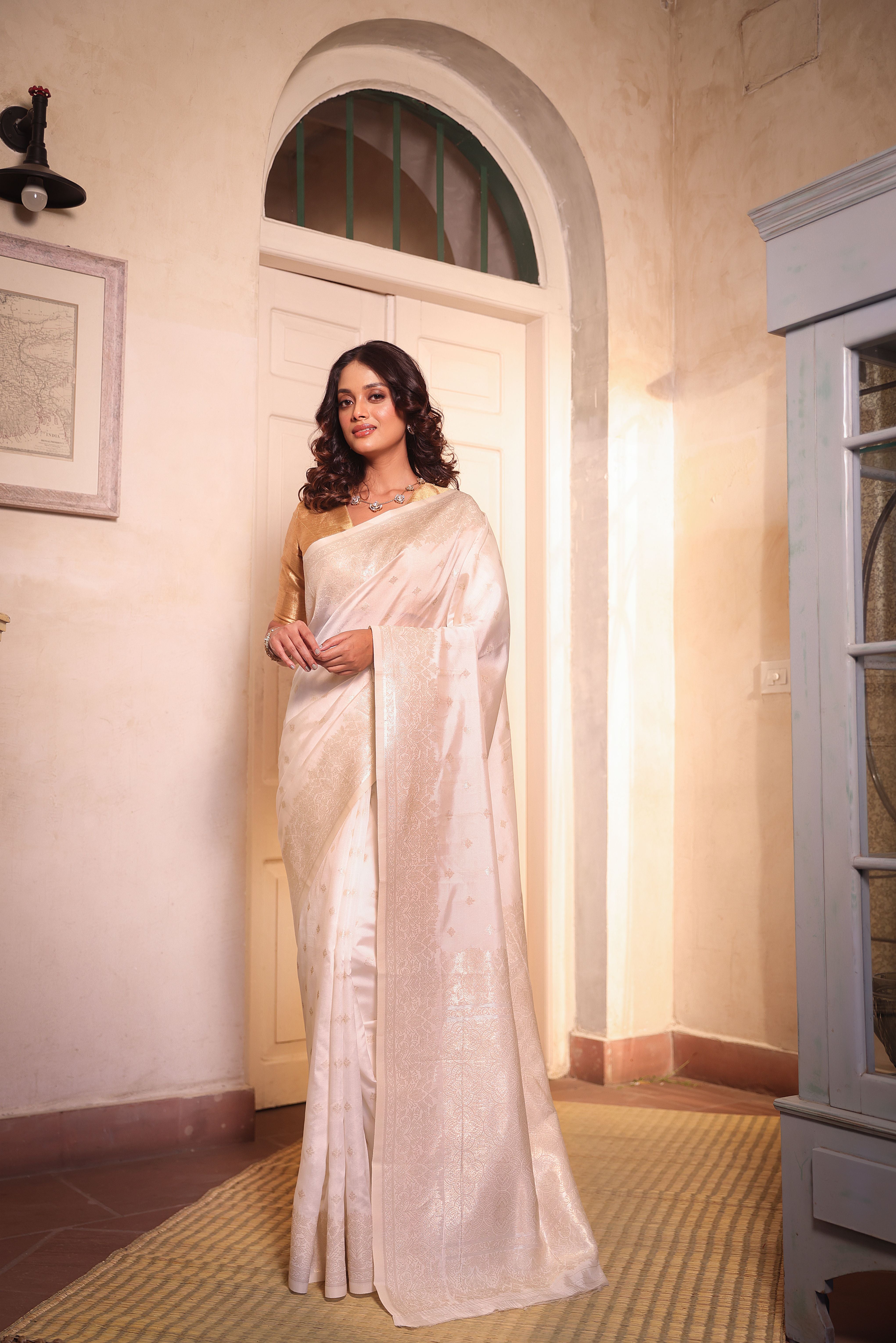 WHITE SAREE WITH SILVER WEAVE