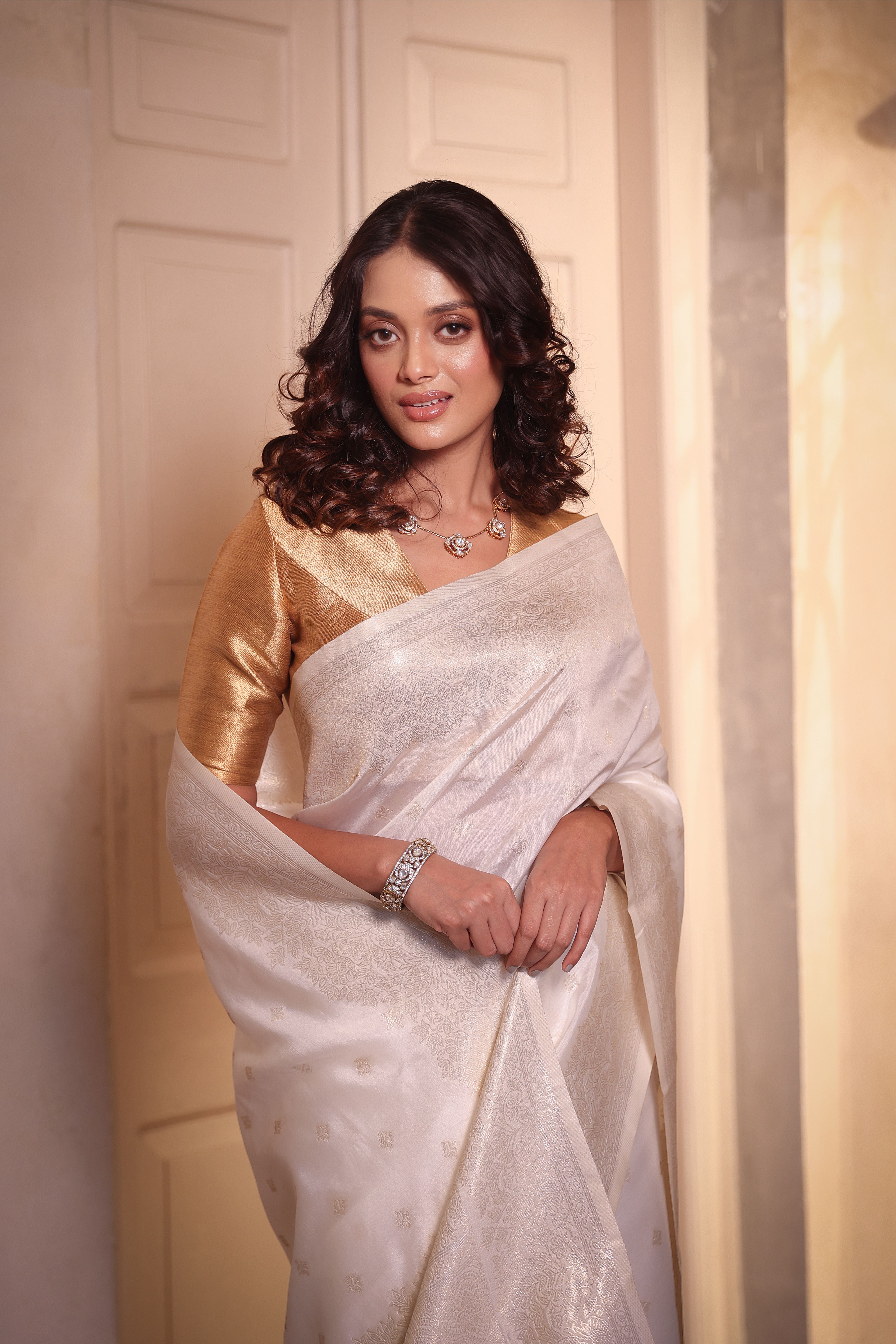WHITE SAREE WITH SILVER WEAVE