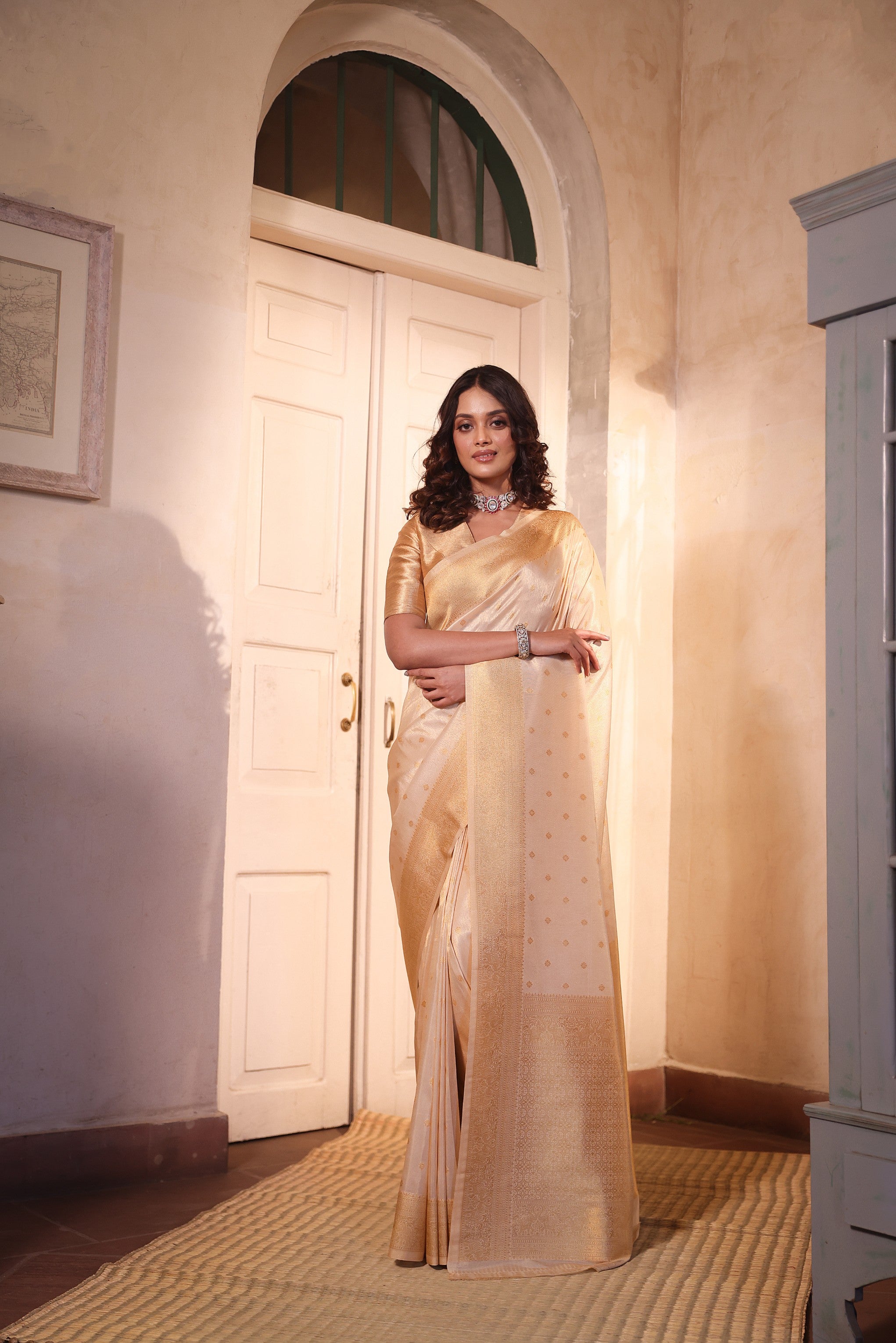 ONAM SPECIAL  GOLD WOVEN DESIGN SAREE