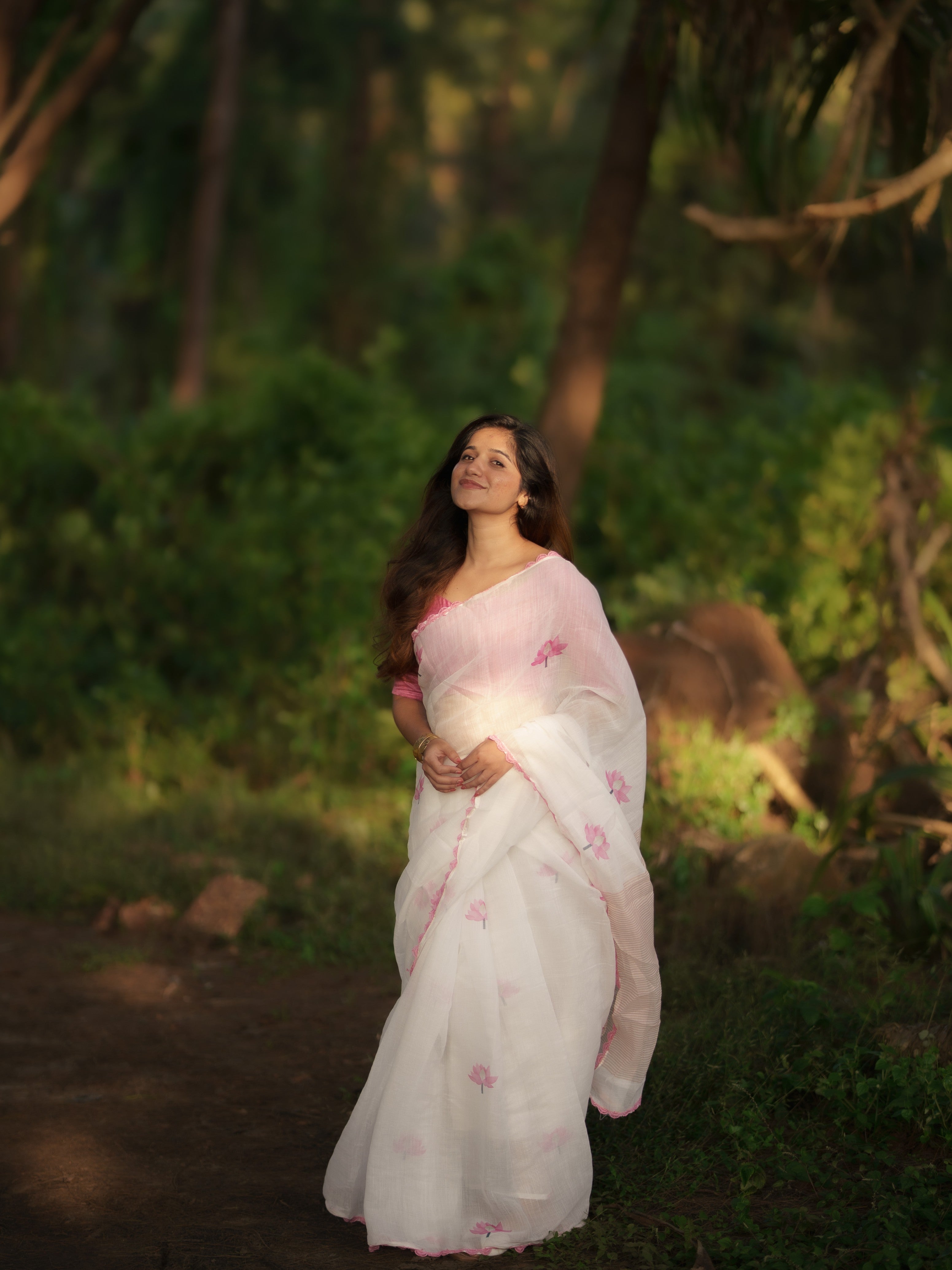 PINK LOTUS ON WHITE SEMI LINEN