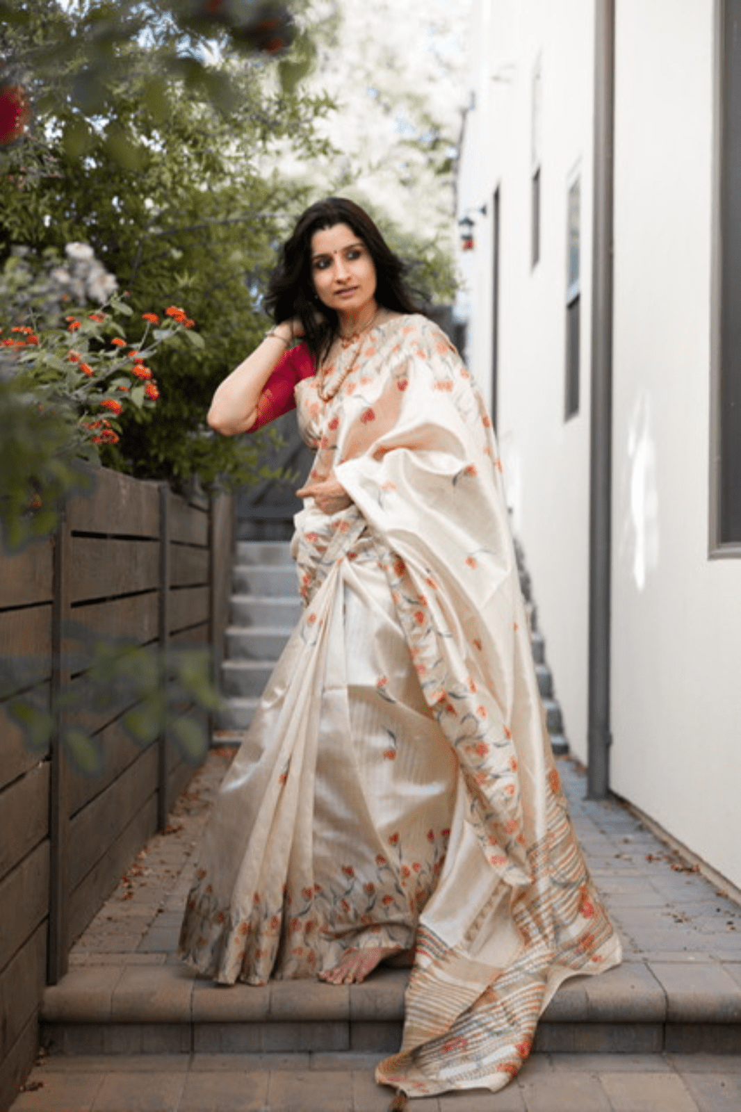 TULIP FLOWER PRINTED SEMI SILK SAREE