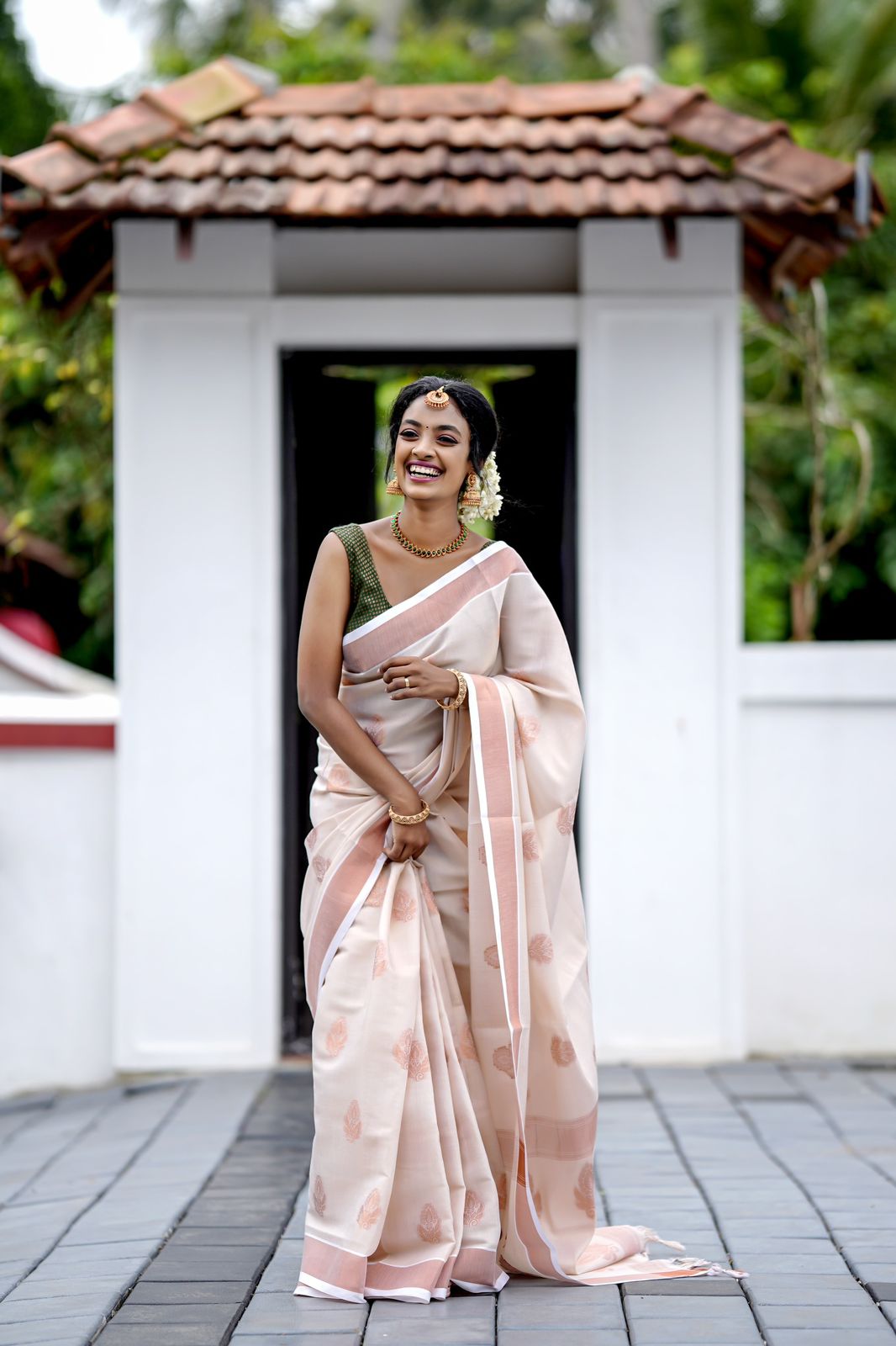 ROSE GOLD FLORAL SAREE 3