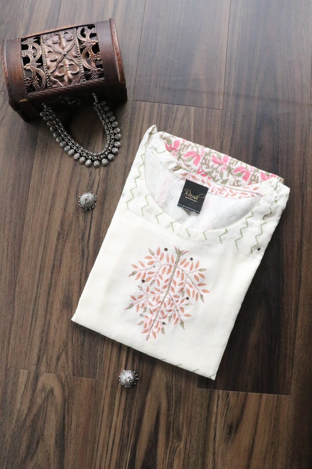 WHITE COTTON HAND BLOCK KURTA