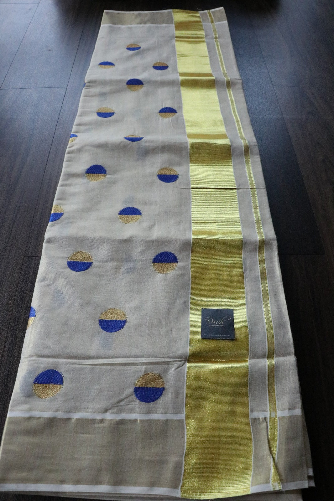 KERALA TISSUE  POLKA EMBROIDERY 2