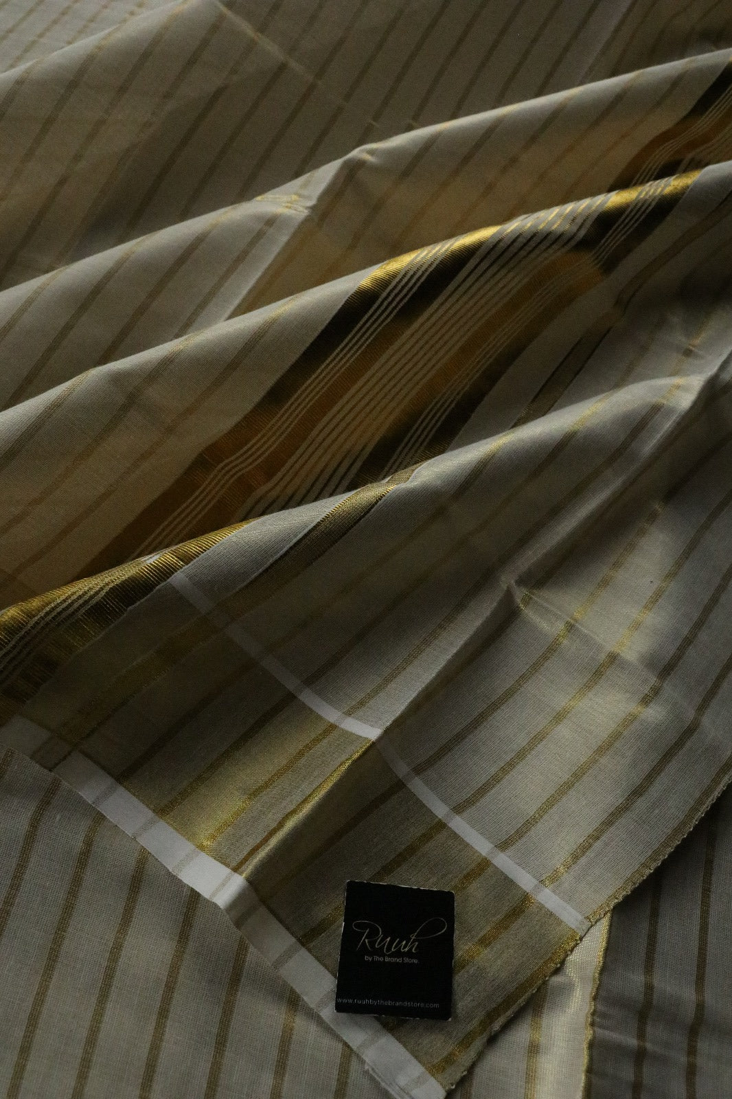 TISSUE STRIPE 1