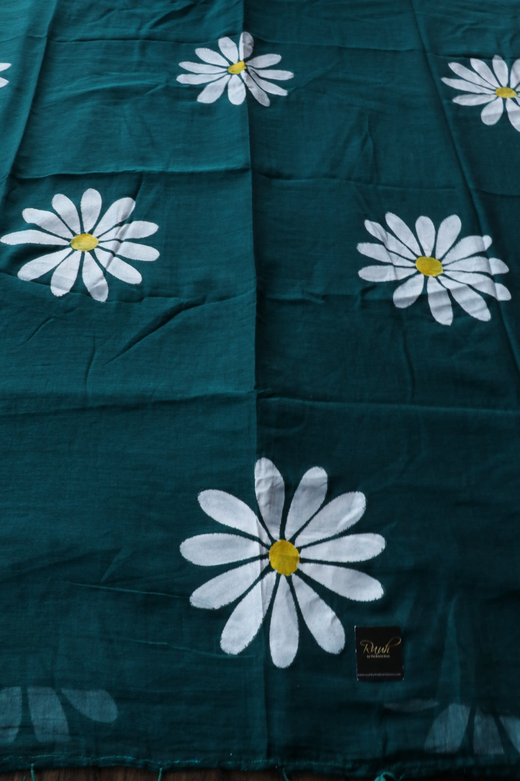 MULMUL HANDPAINT DAISY 1