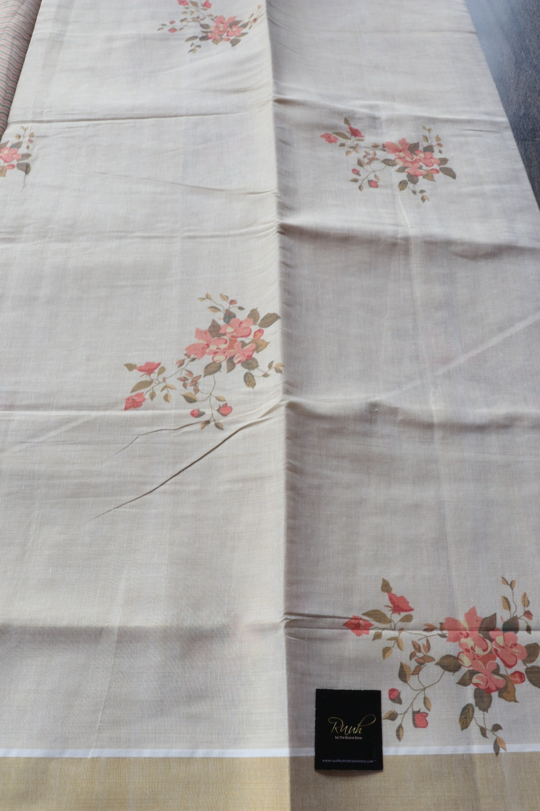 KERALA TISSUE FLORAL PRINT 1