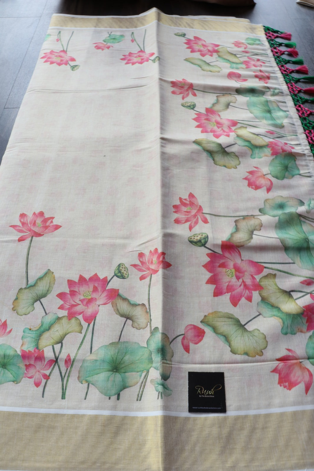 KERALA TISSUE FLORAL PRINT 2