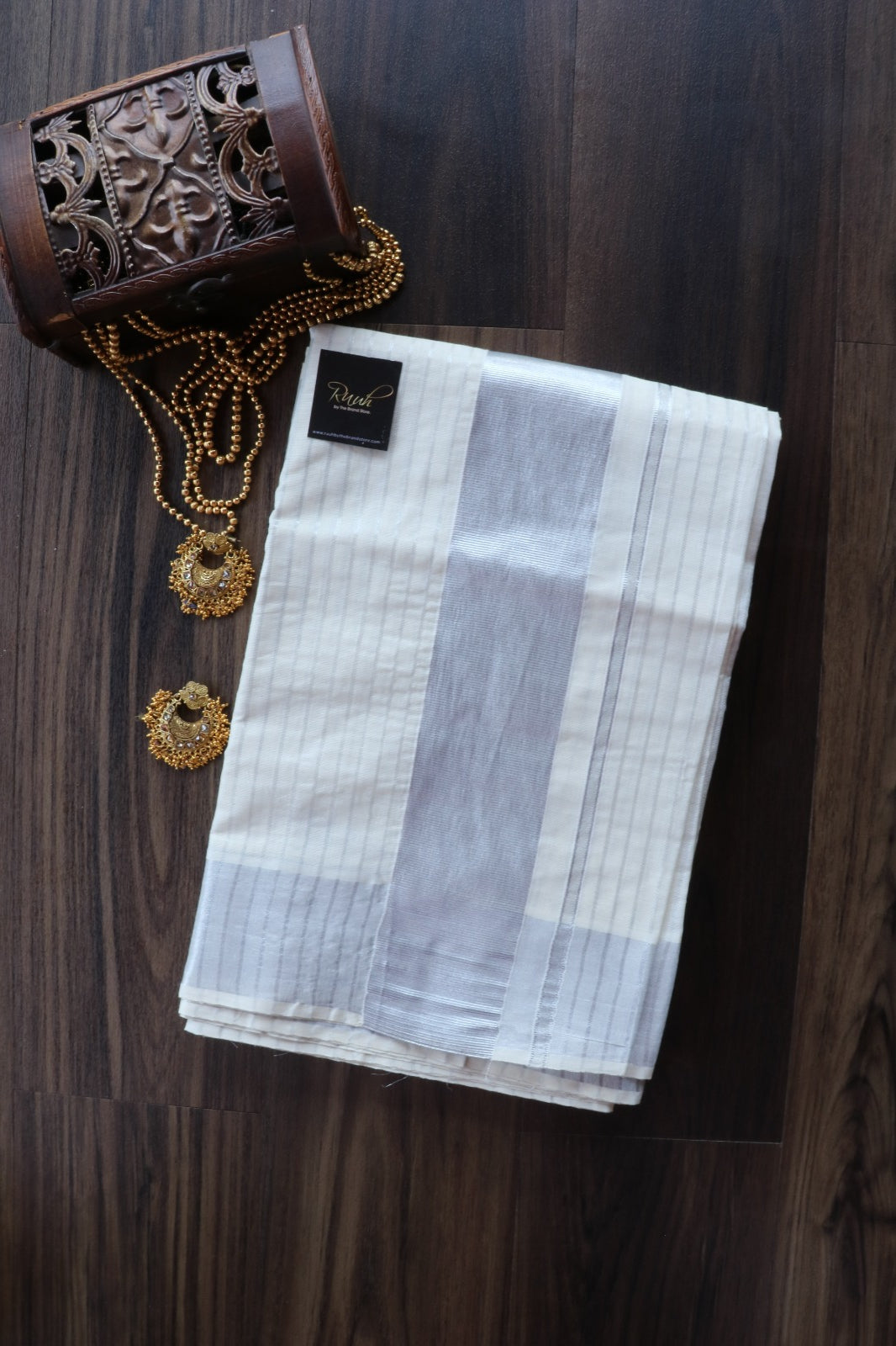 KERALA COTTON SILVER STRIPE