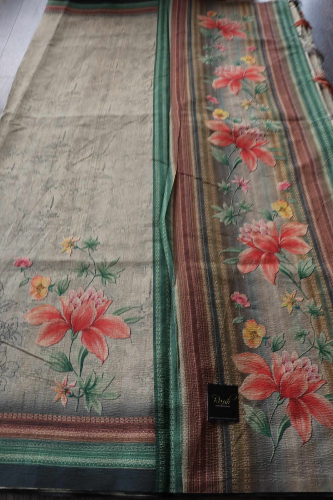 SAGE GREEN BASE DIGITAL PRINTED CRUSH SILK SAREE