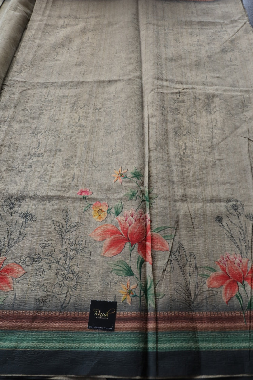 SAGE GREEN BASE DIGITAL PRINTED CRUSH SILK SAREE
