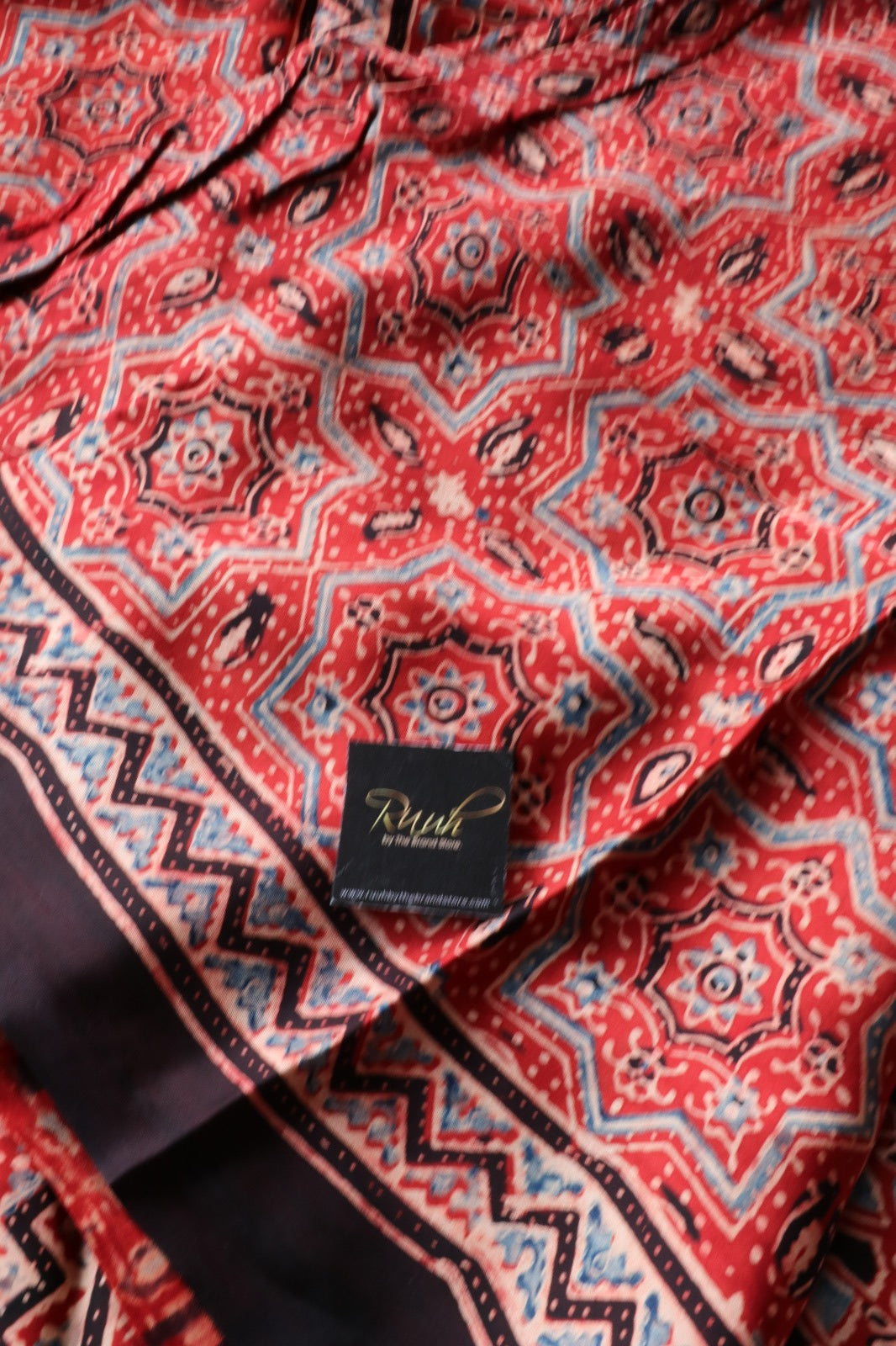BLACK MODAL SILK WITH RED BORDER