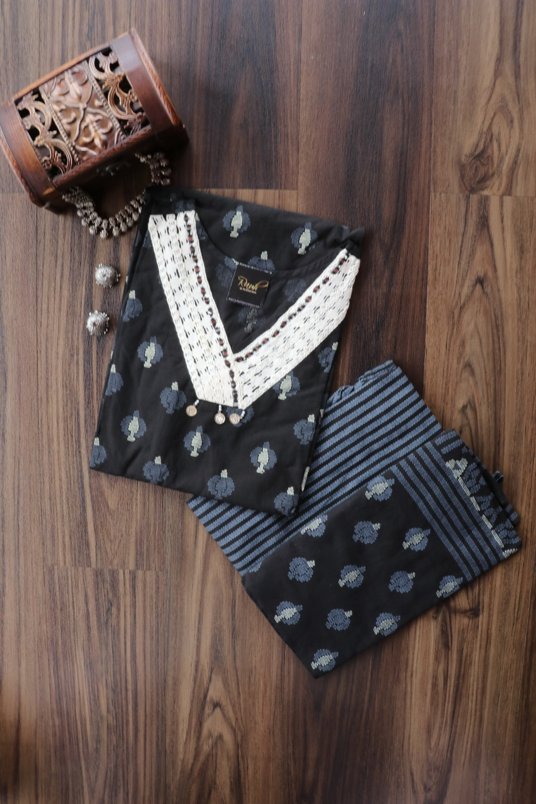 BLACK COTTON V NECK SALWAR SUIT SET