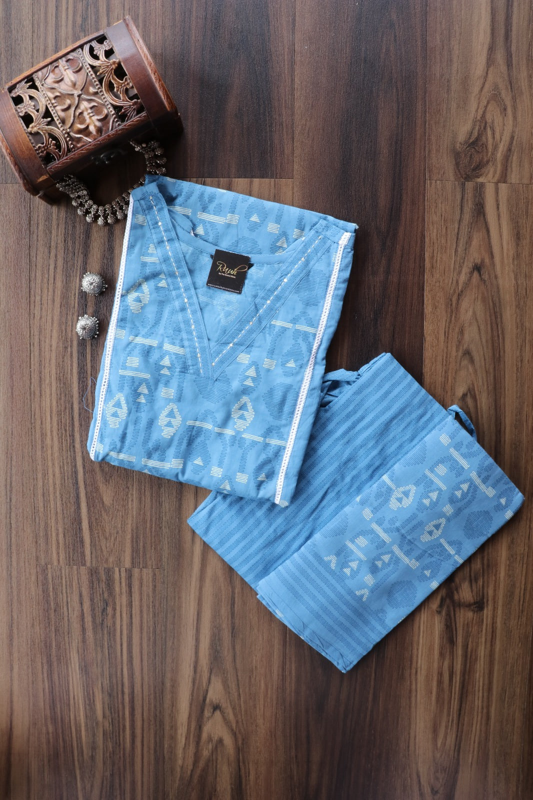 BLUE COTTON V NECK SALWAR SUIT SET