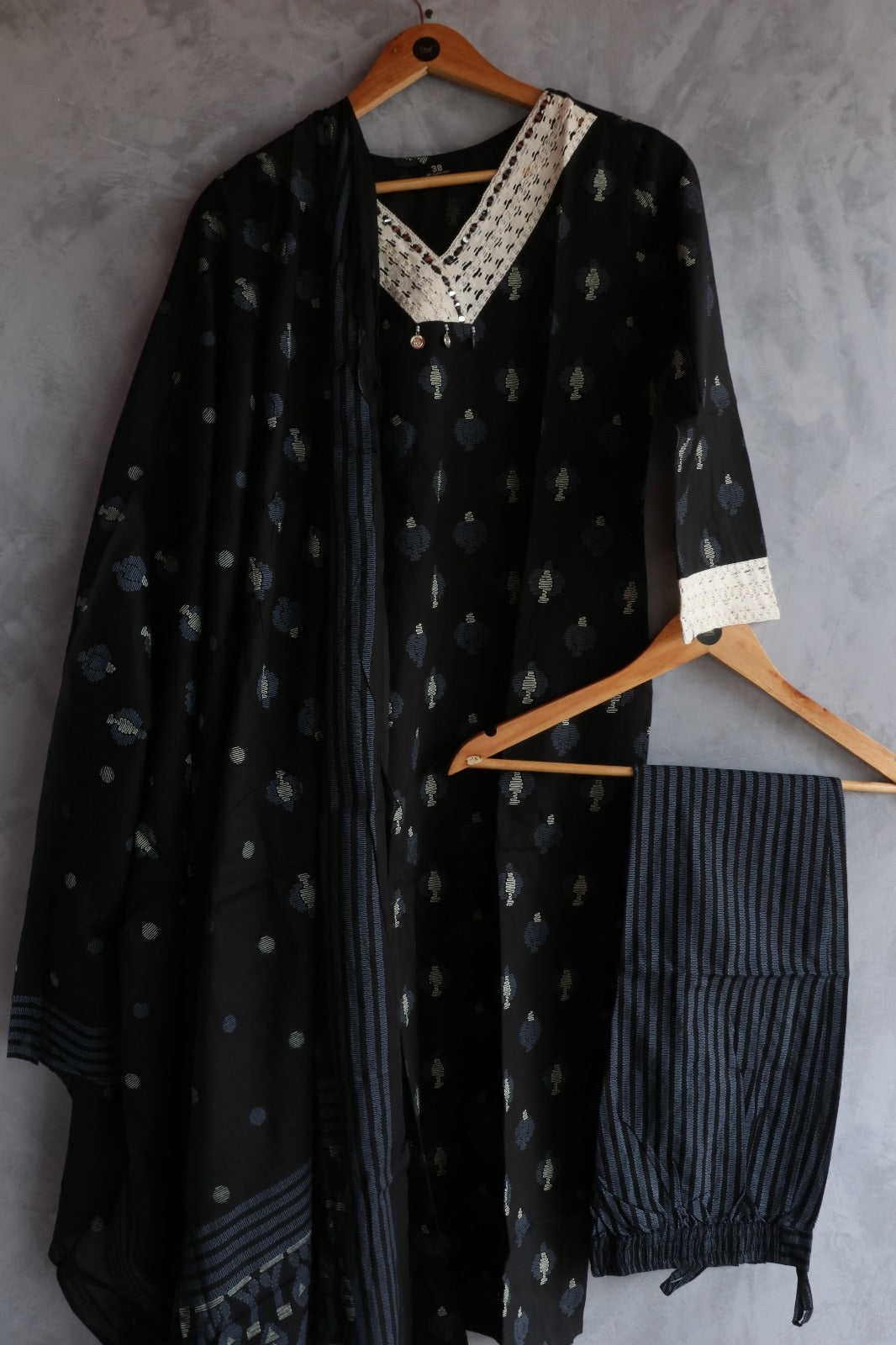 BLACK COTTON V NECK SALWAR SUIT SET