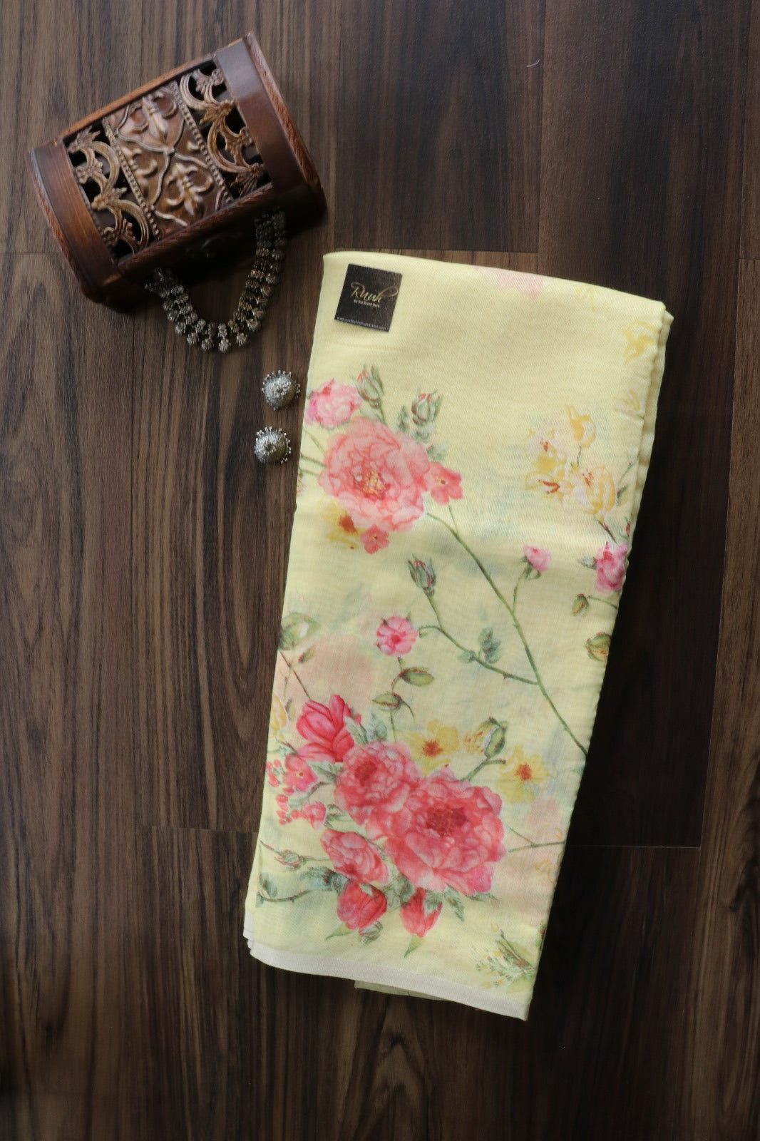 LIGHT YELLOW SEMI LINEN FLORAL PRINTED SAREE