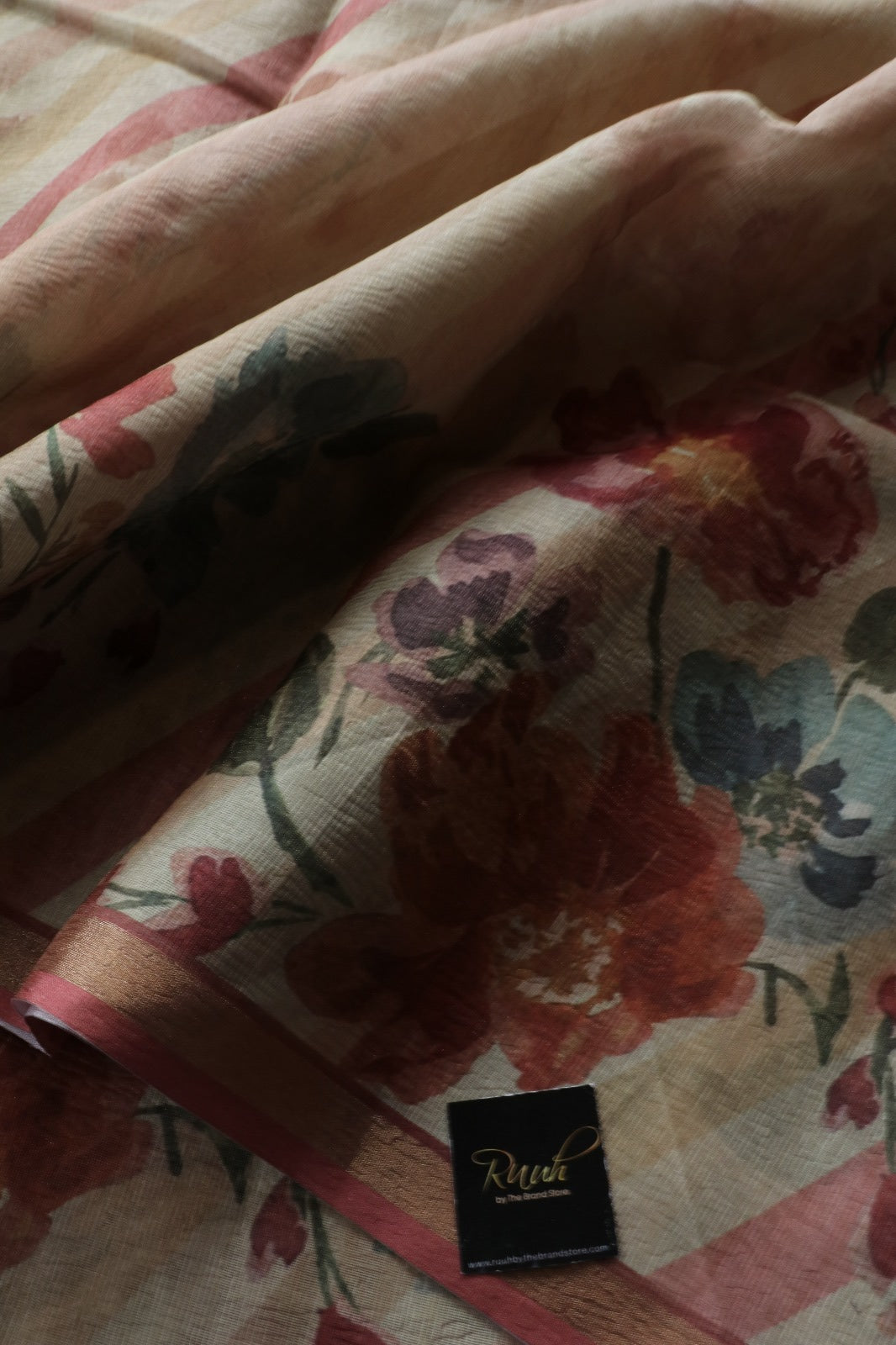 DESIGNER CRUSH DIGITAL PRINTED SAREE 3